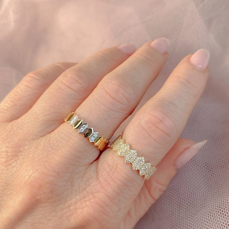 Shy Creation 14K Yellow Gold 0.07ctw Diamond Hexagon Ring- SC22009431