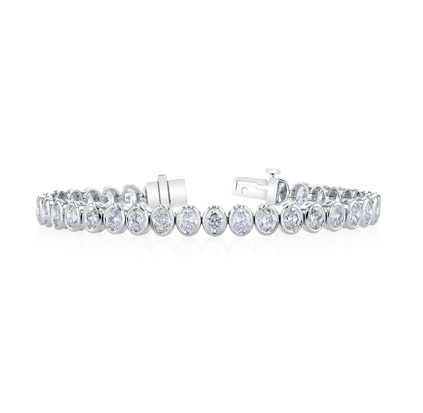 Sabel Collection Platinum Bezel Set Oval Diamond Bracelet