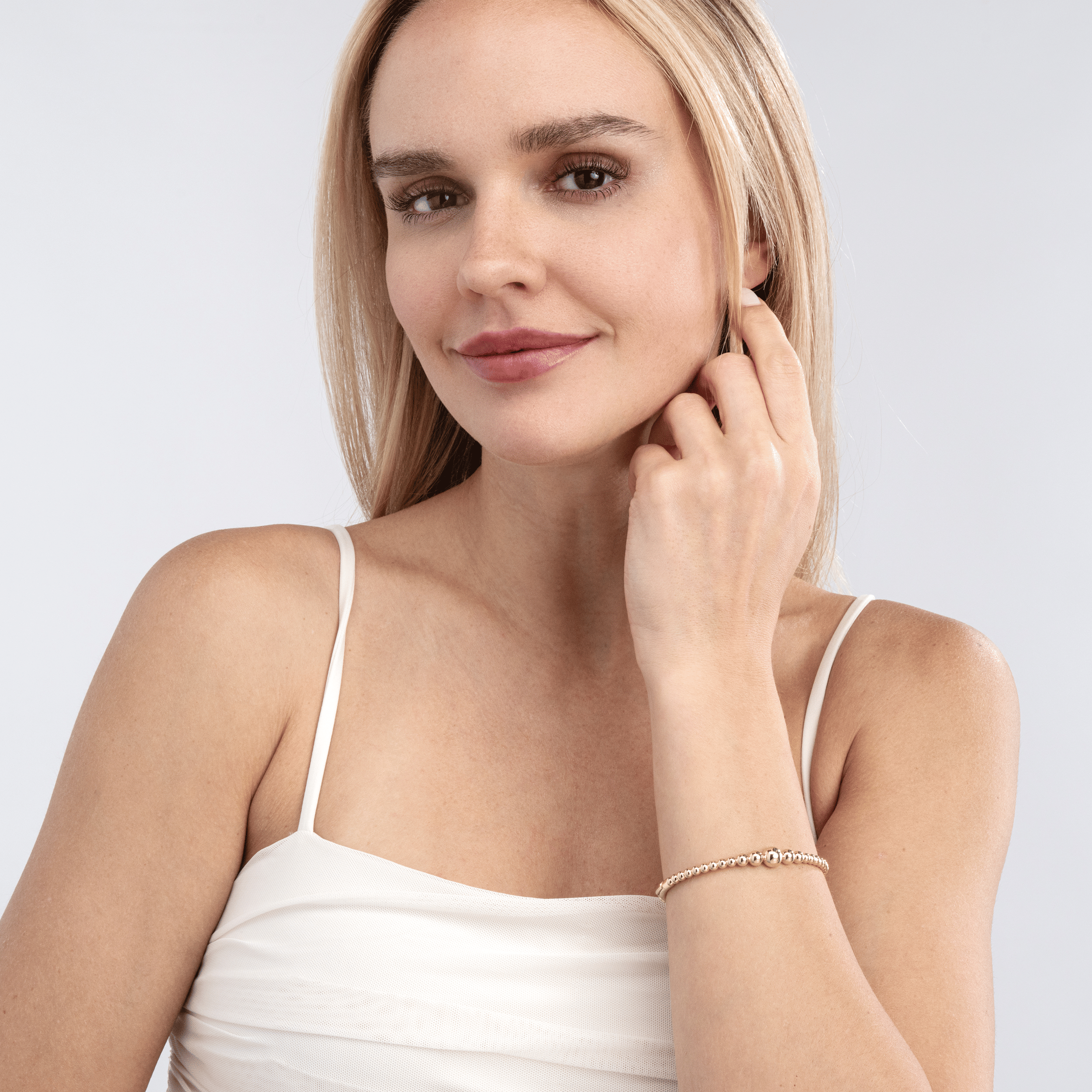 Sabel Collection Yellow Gold Graduated Bead Bangle