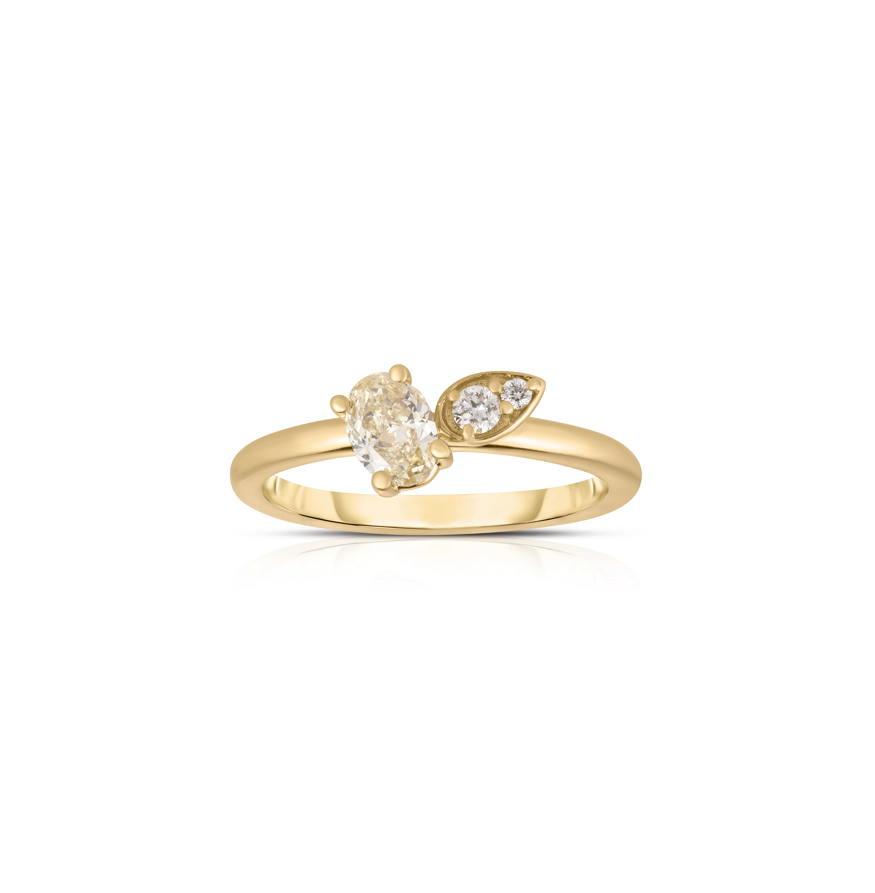 Sabel Collection Yellow Gold Fancy Diamond Leaf Ring