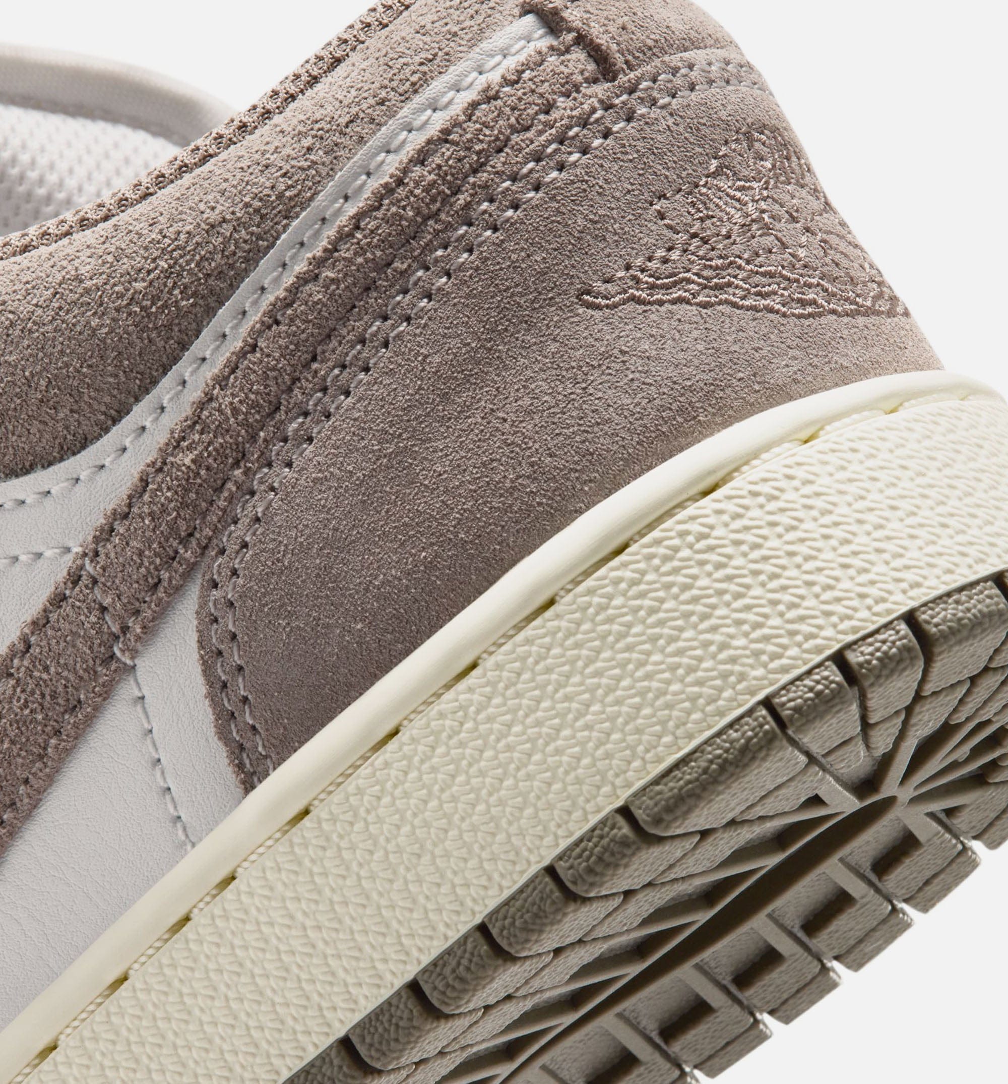 Air Jordan 1 Low Grade School Lifestyle Shoe - Olive Grey/Enigma Stone/Summit White