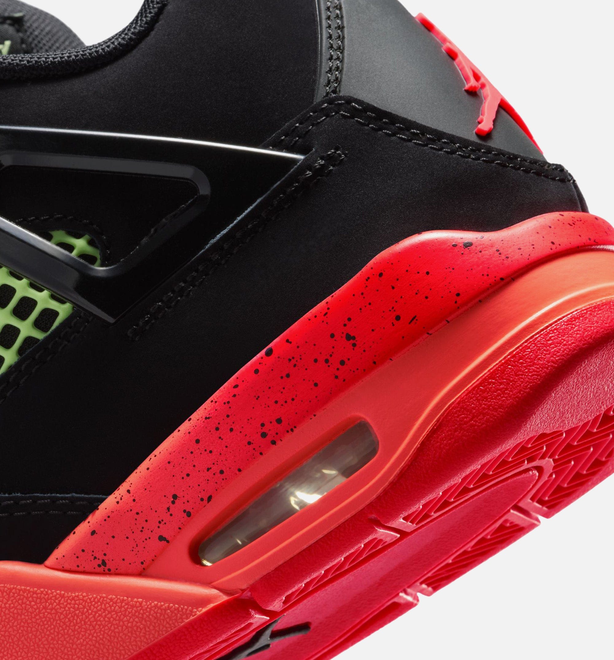 Air Jordan 4 Retro Black Infrared 23 Grade School Lifestyle Shoe - Black/Infrared 23/Bright Mango