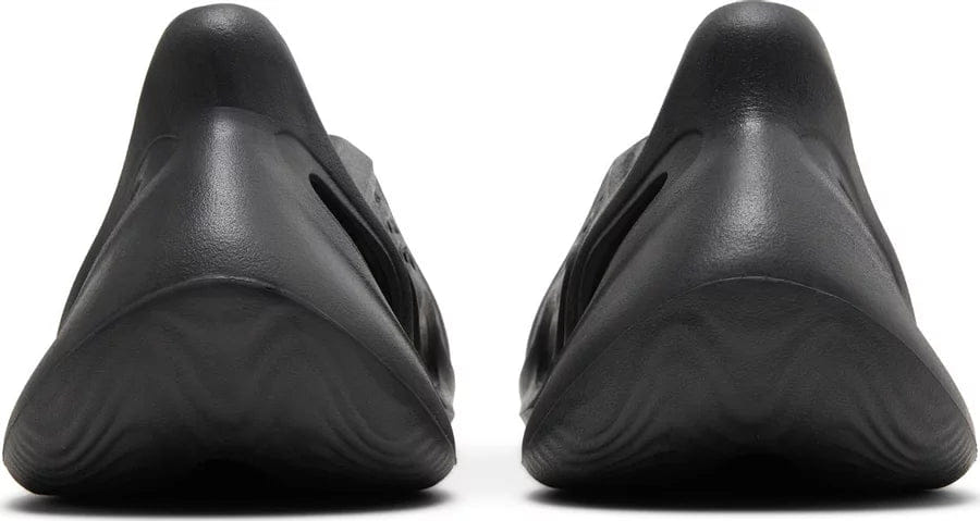 Adidas Yeezy Foam RNNR 'Onyx'