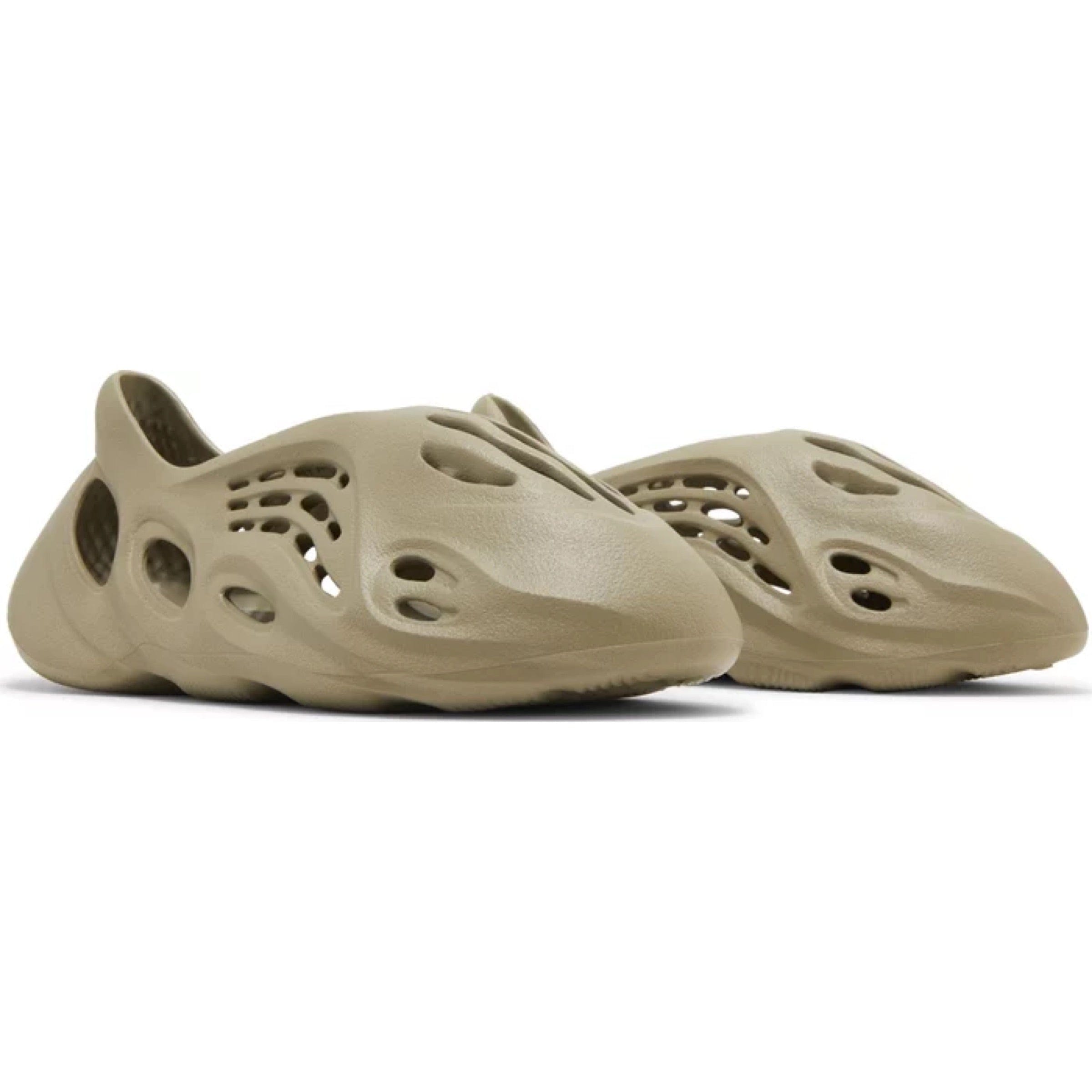 Adidas Yeezy Foam RNNR 'Stone Salt'