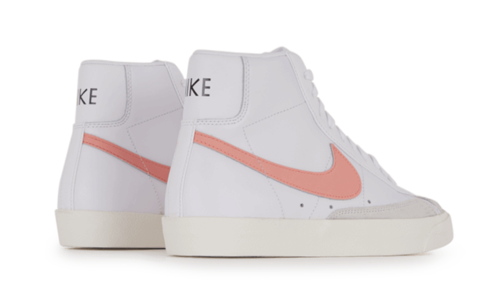 Nike Blazer Mid '77 Vintage White Atomic Pink