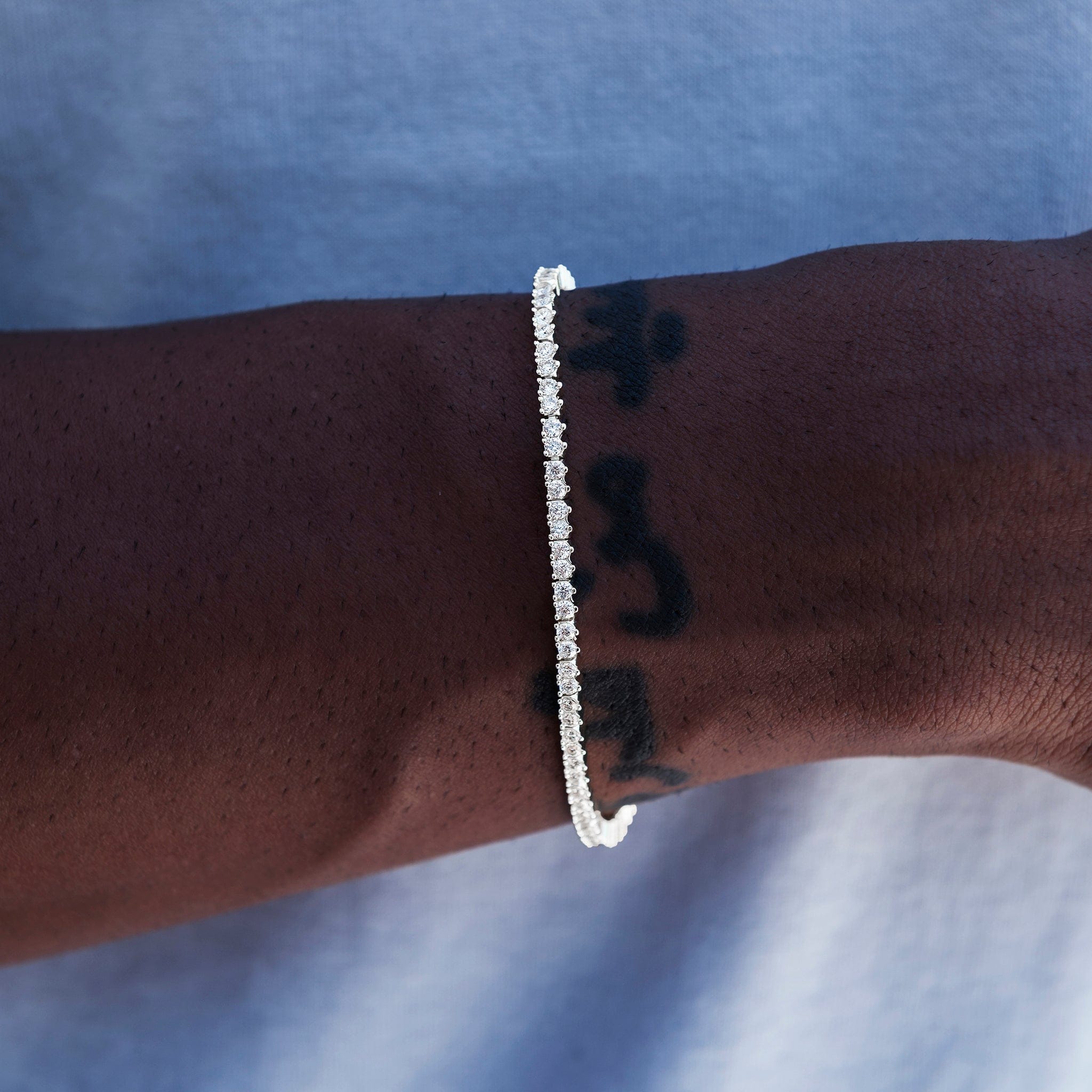GLD PROMO 3 Prong Tennis Bracelet in White Gold -2mm