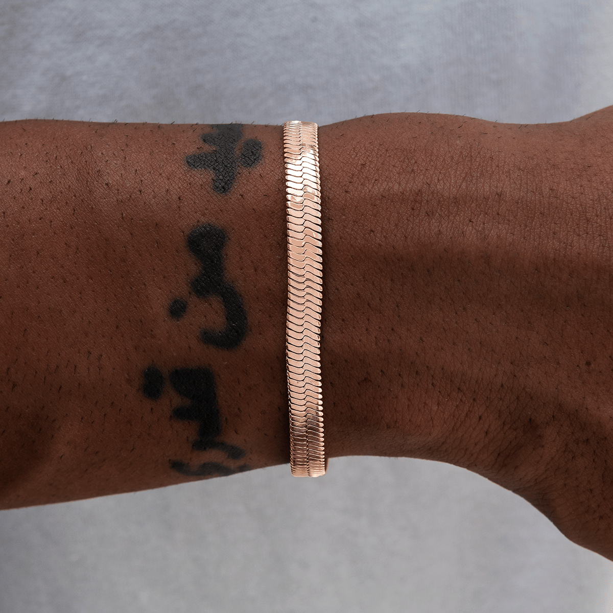 GLD PROMO Herringbone Bracelet in Rose Gold - 8mm