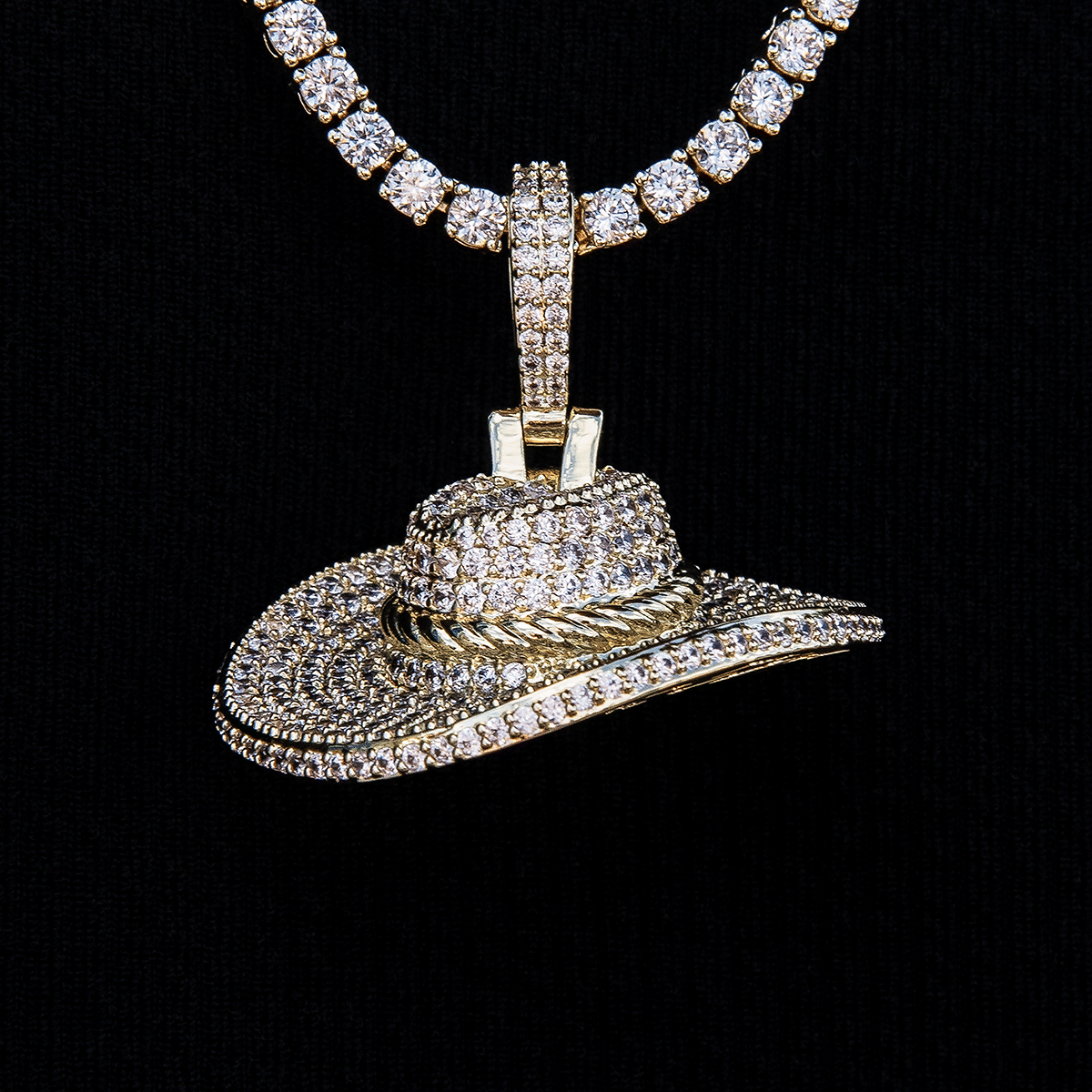 GLD PROMO - WOMEN Iced Cowboy Hat Pendant - Yellow Gold
