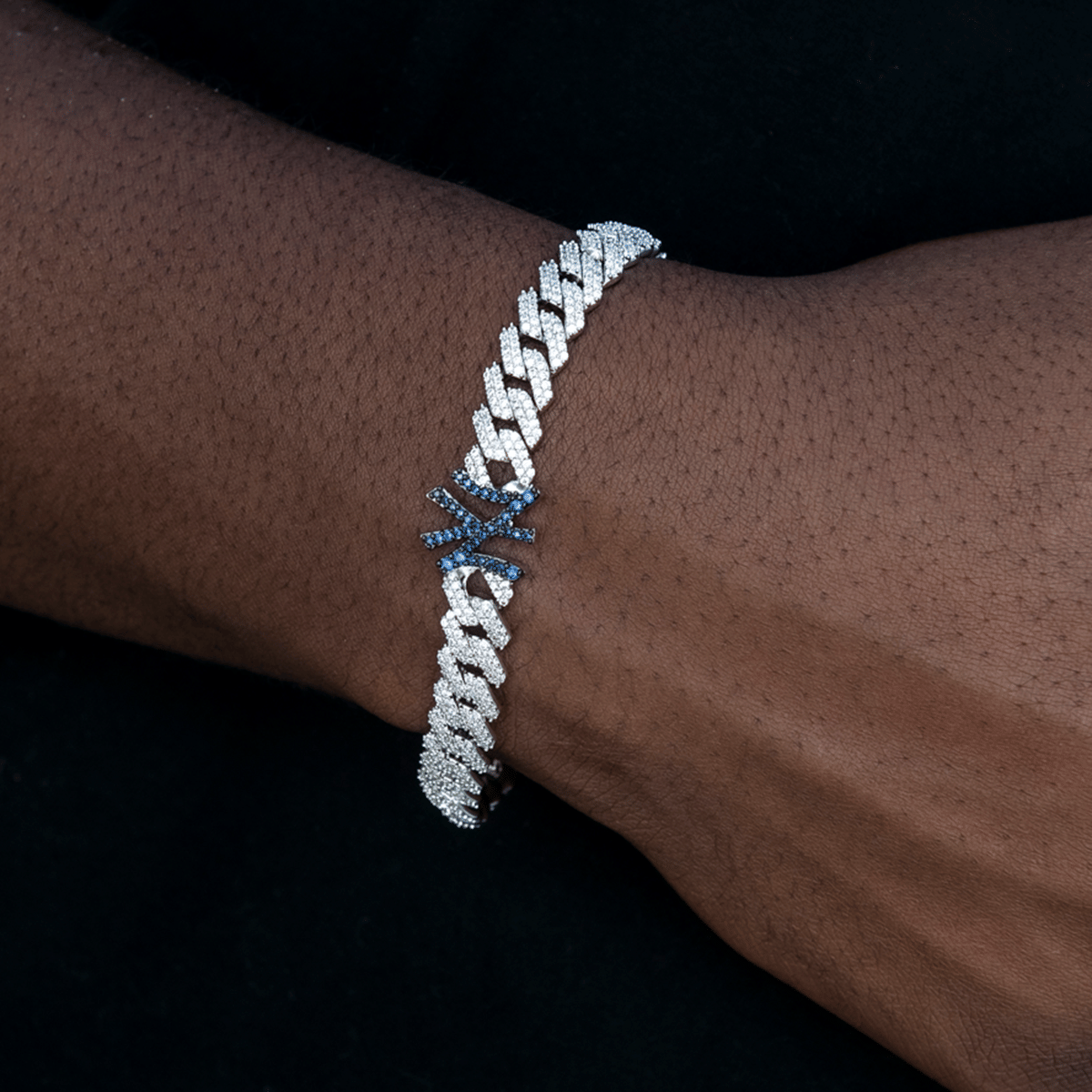 GLD PROMO New York Yankees Official MLB Diamond Prong Cuban Bracelet in White Gold- 8.5mm