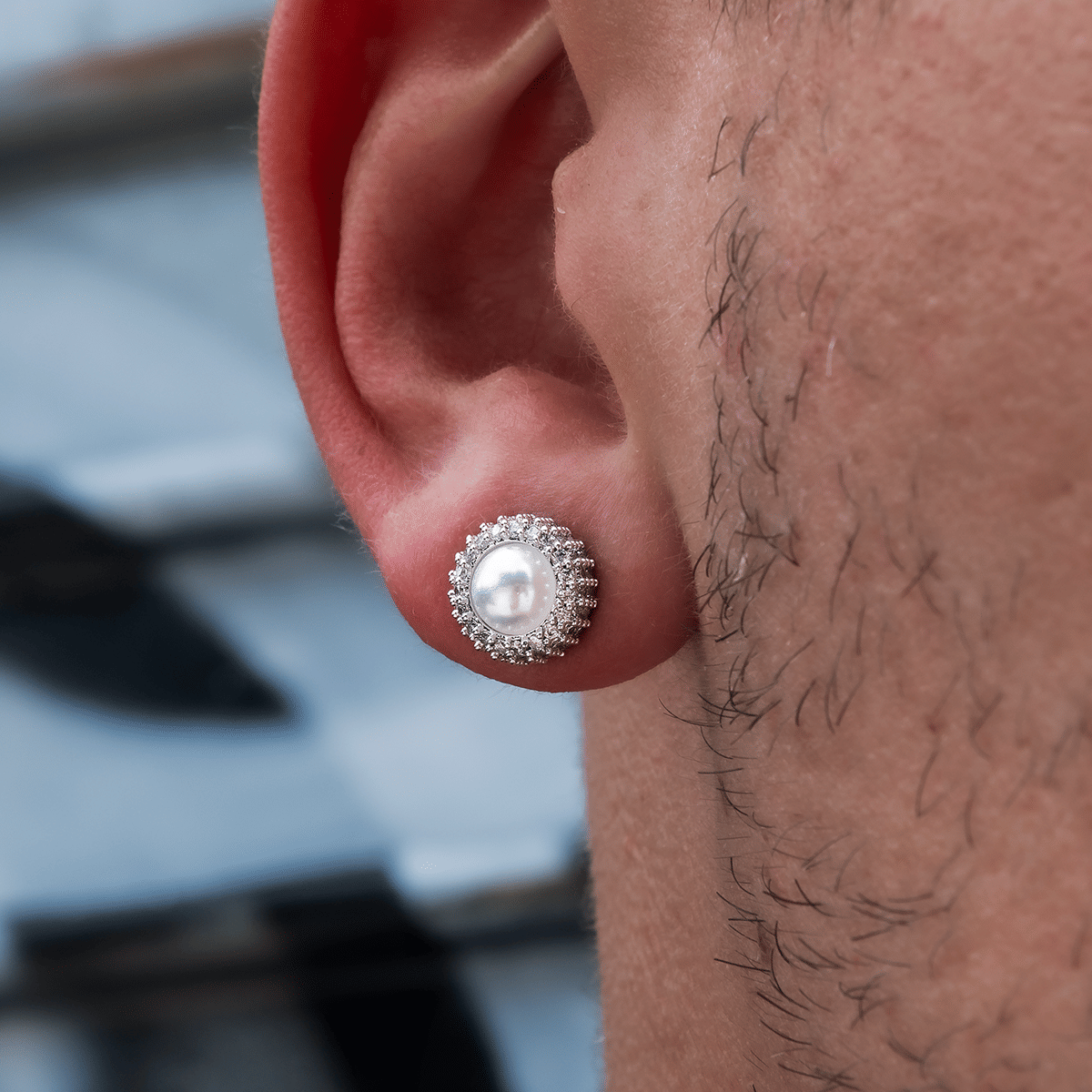 GLD PROMO Halo Pearl Stud Earrings