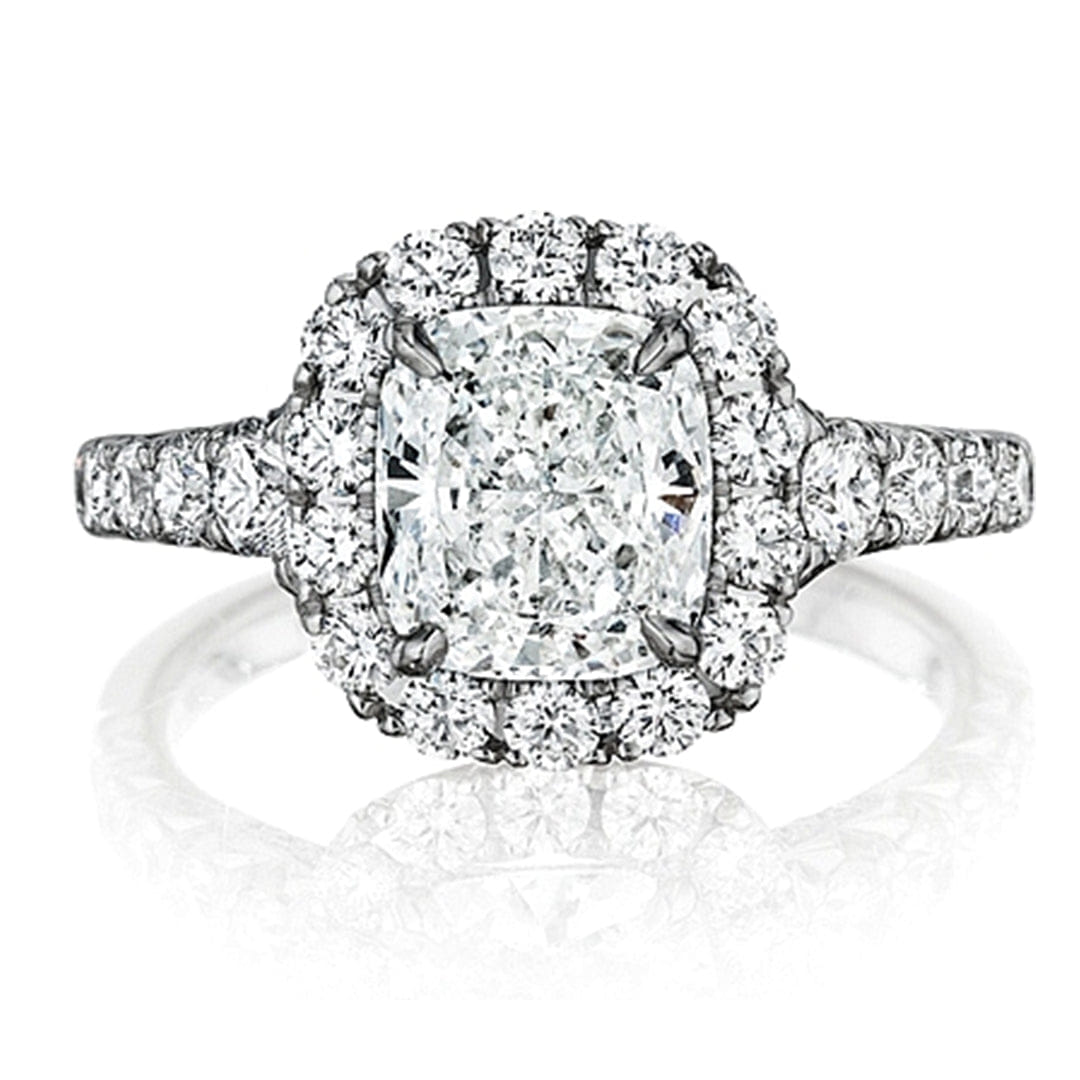 Henri Daussi Graduated Diamond Engagement Ring