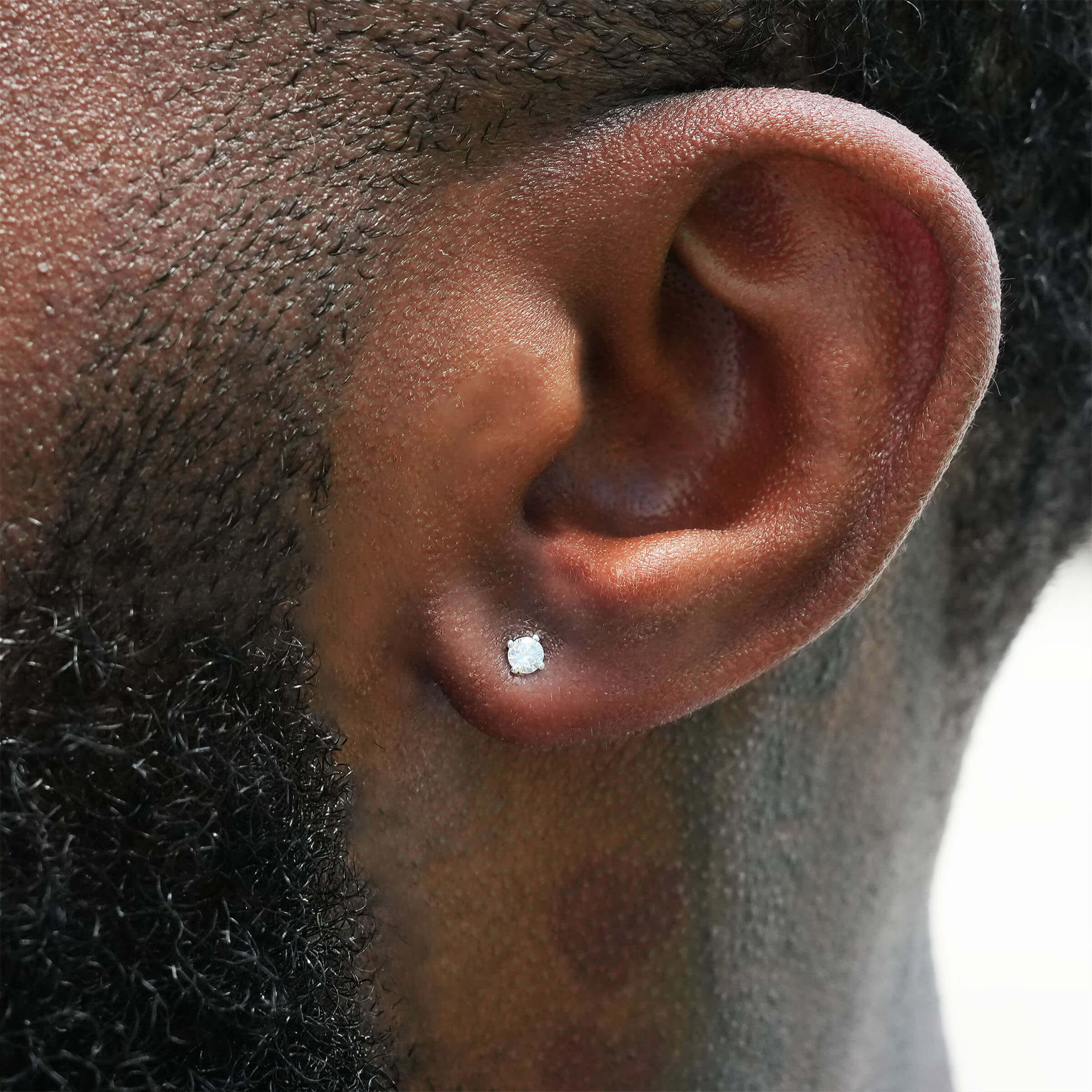 GLD Men Round Cut Stud Earring in White Gold - 3MM