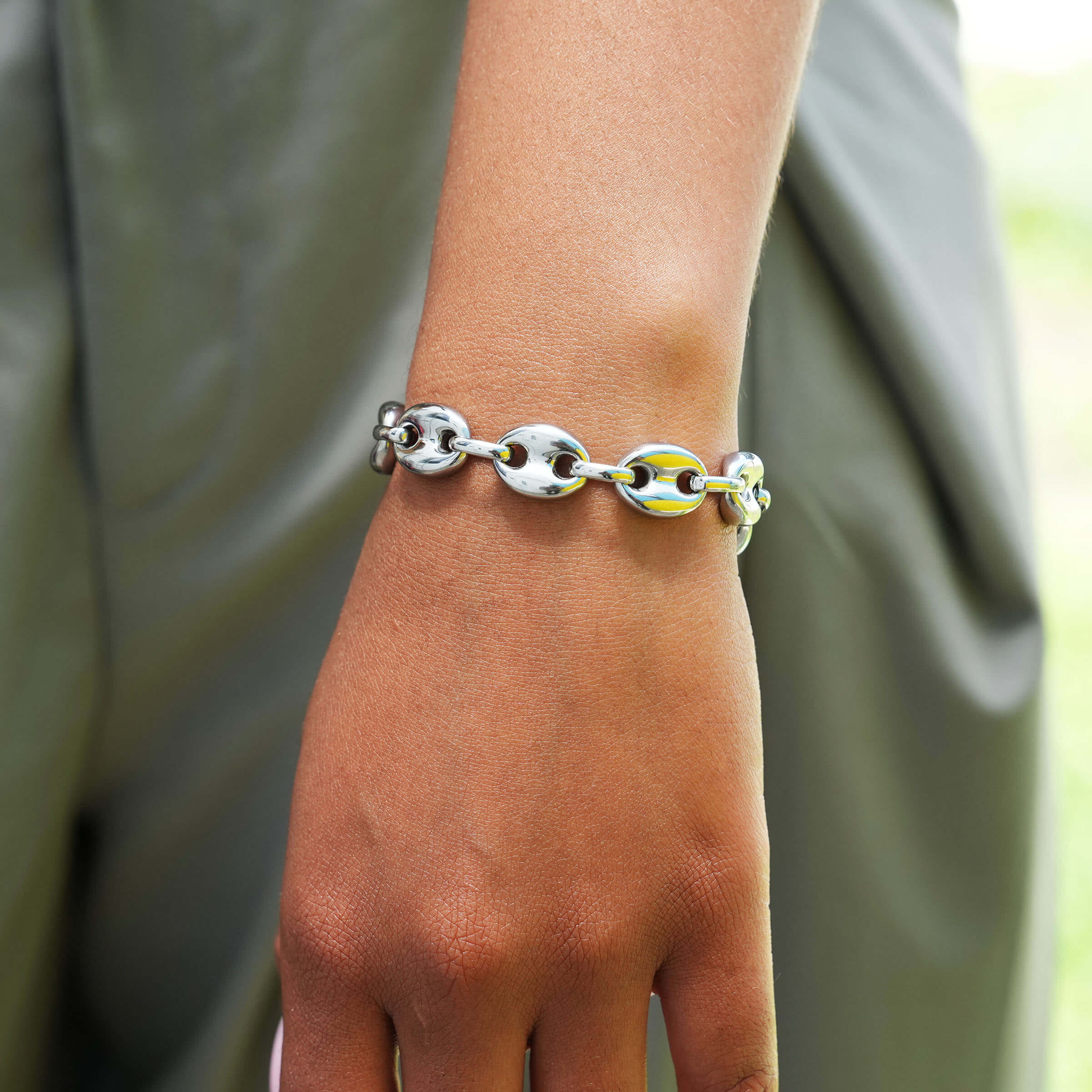 GLD Women Puffed Mariner Chain Bracelet in White Gold - 12mm