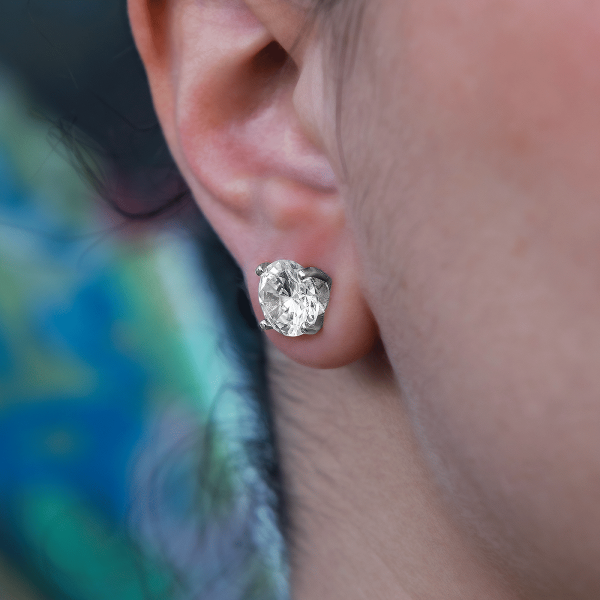 GLD Women 10mm Round Cut Diamond Stud Earrings in White Gold
