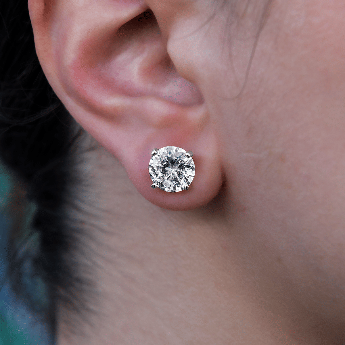 GLD Women 10mm Round Cut Diamond Stud Earrings in White Gold