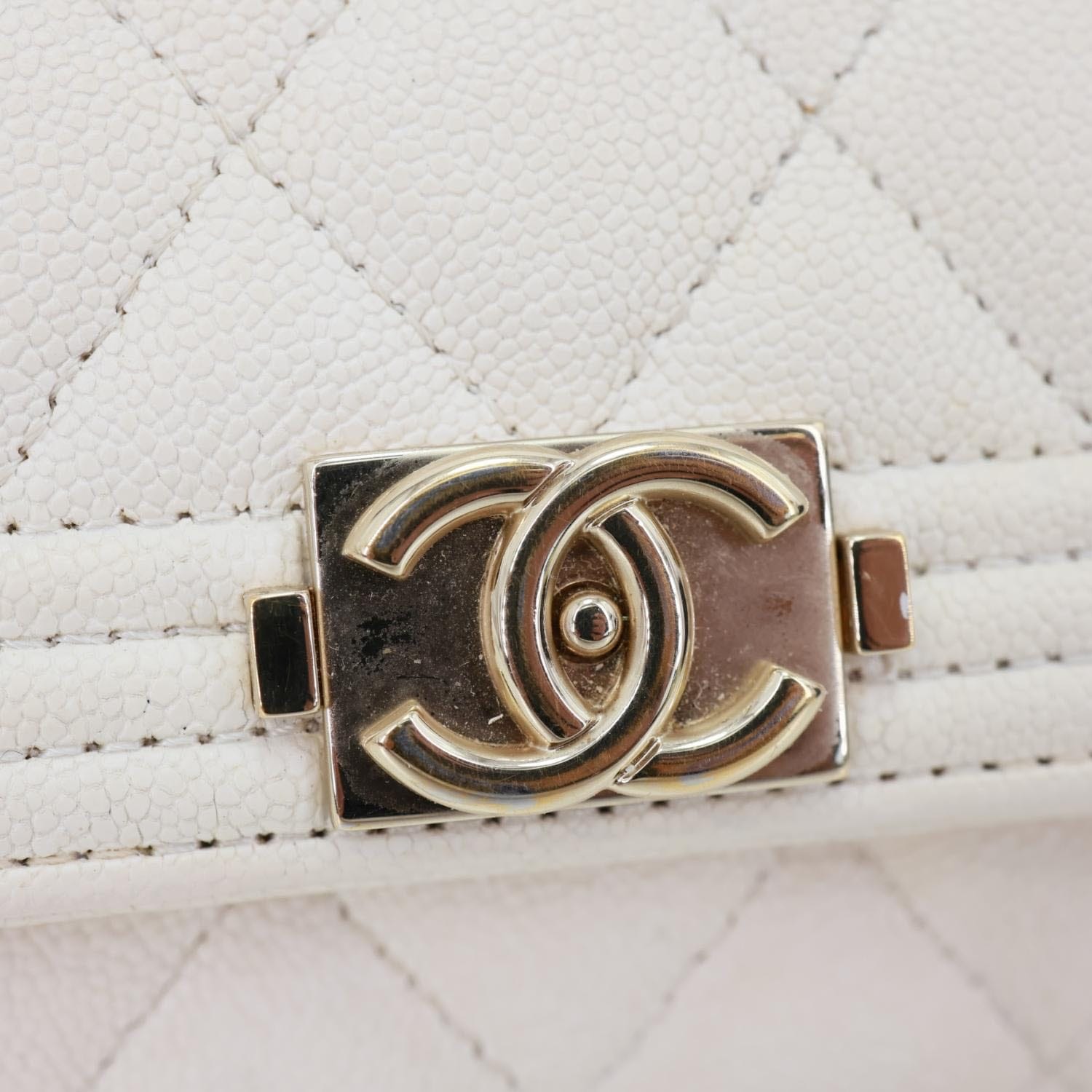 CHANEL Boy Quilted Caviar Leather Card Holder Off White
