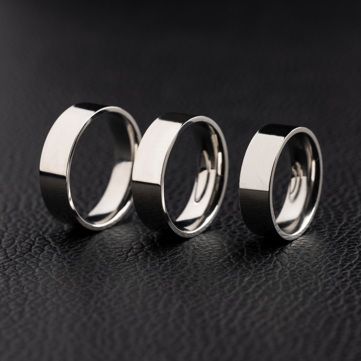 GLD PROMO SETS Flat Band Ring in White Gold