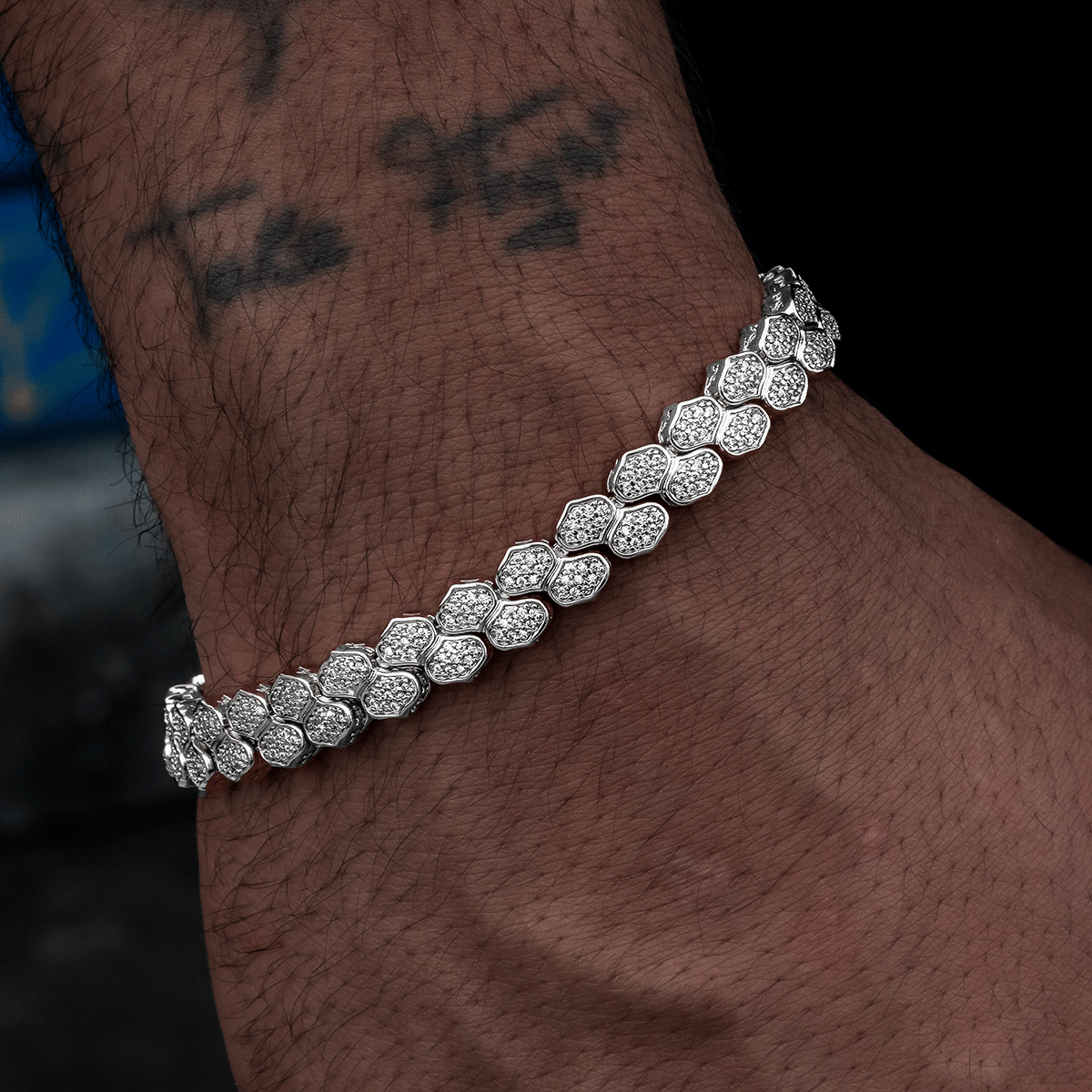 GLD PROMO Diamond Pave Flat Snake Link Bracelet in White Gold -4mm