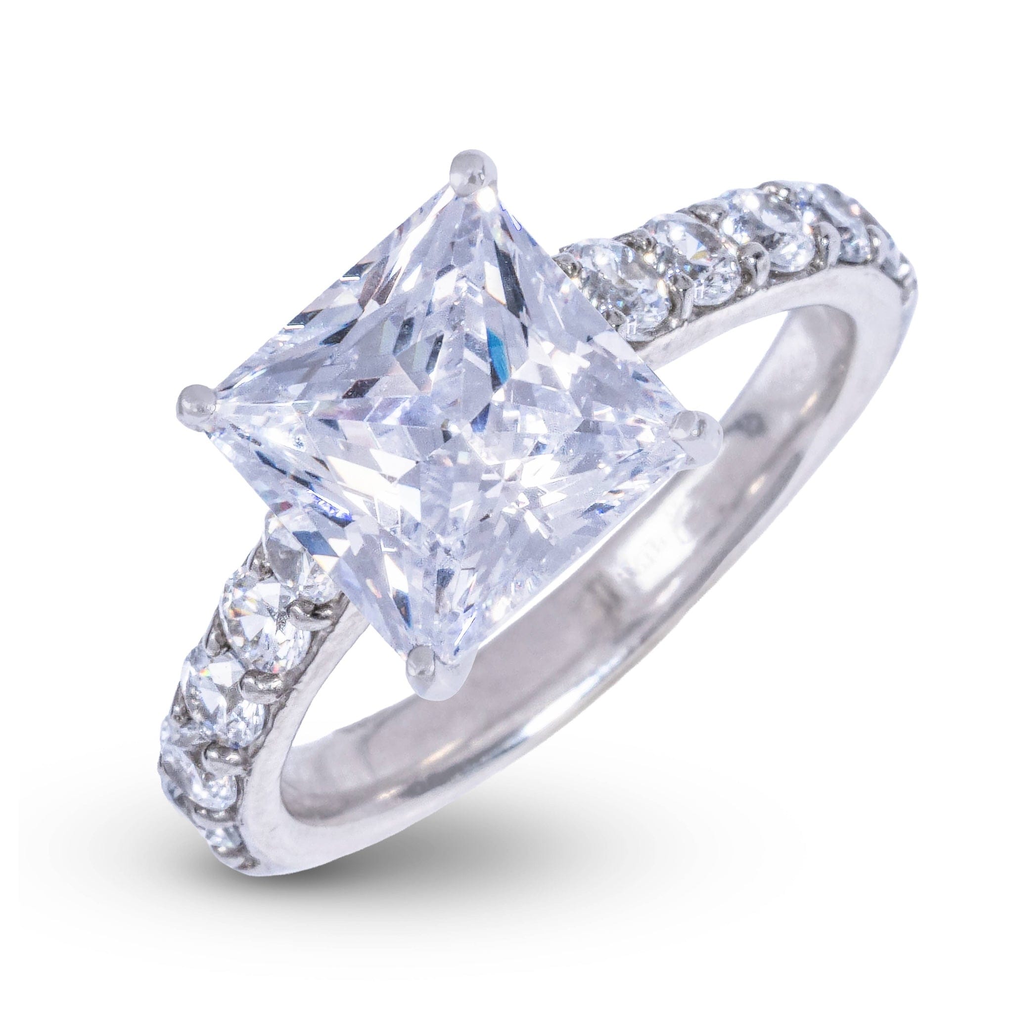 GLD Women Princess Stone Lab Diamond Engagement Ring in Platinum