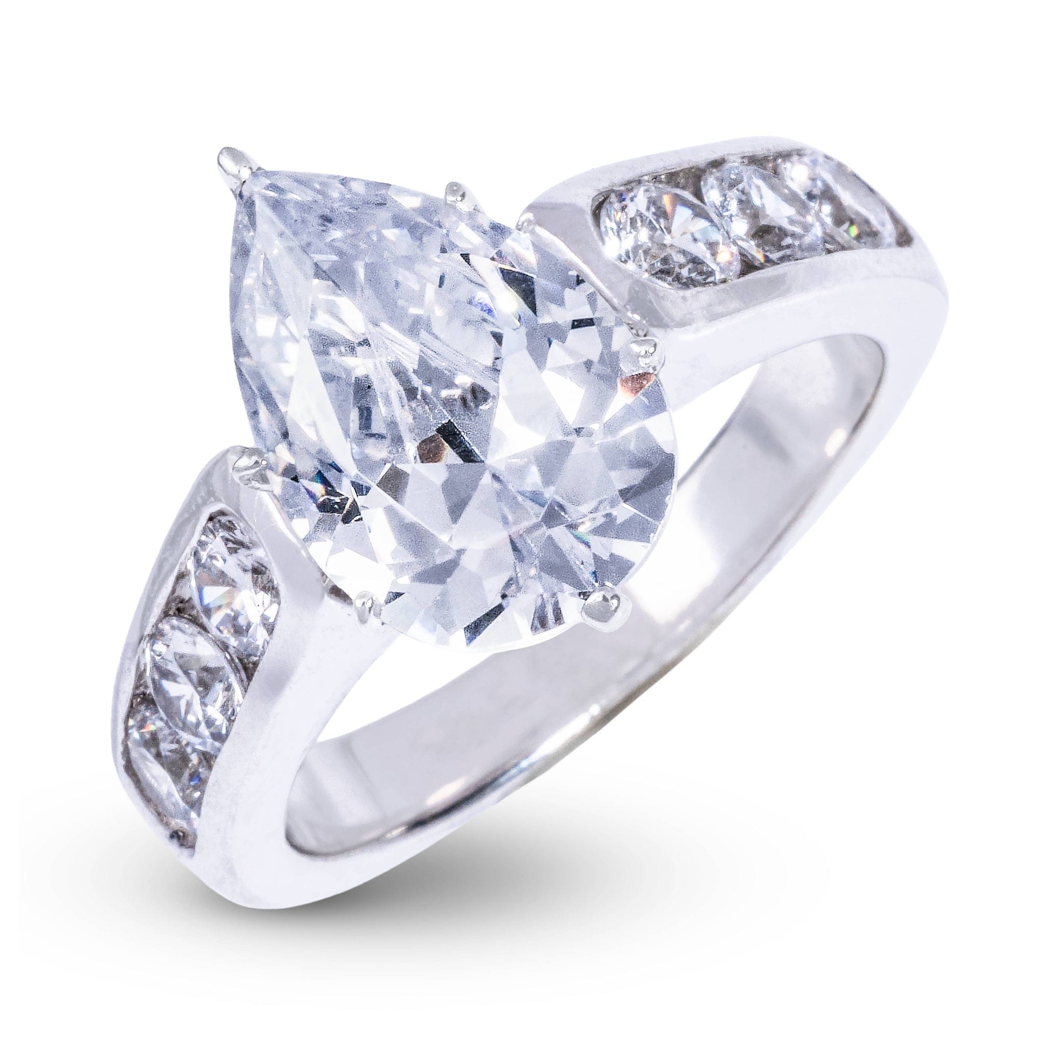 GLD Women Teardrop Stone Thick Lab Diamond Engagement Ring in Platinum