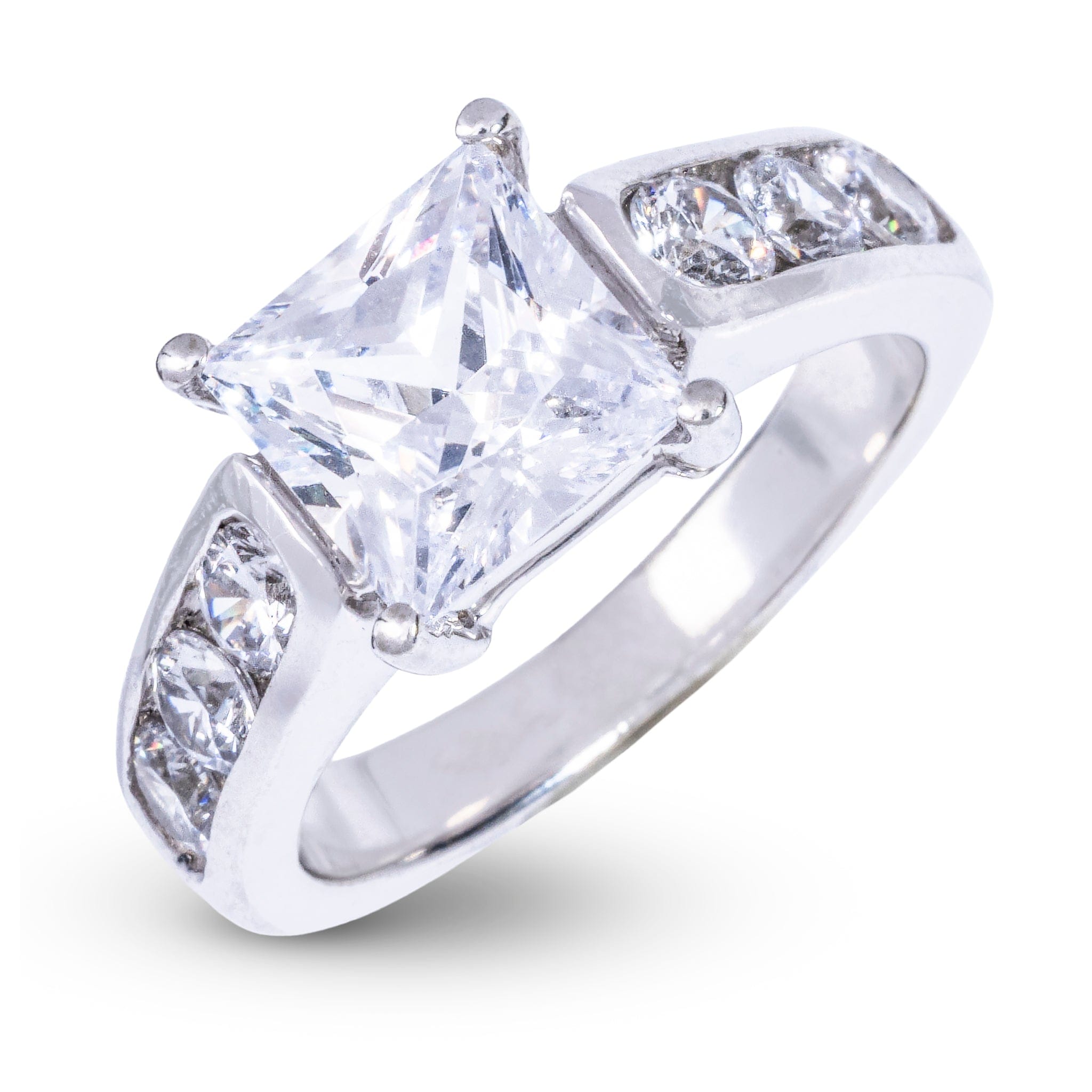 GLD Women Princess Stone Thick Lab Diamond Engagement Ring in Platinum