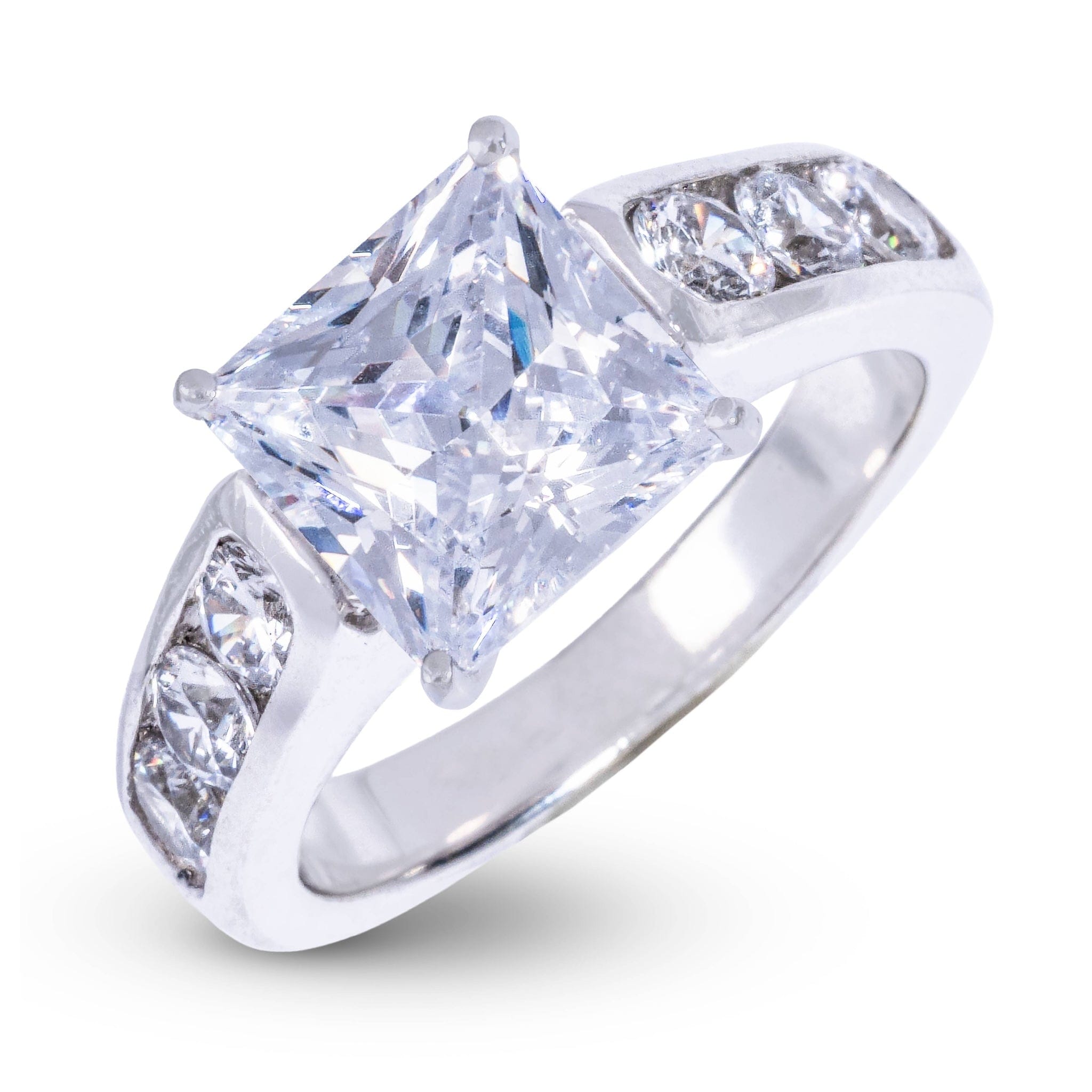 GLD Women Princess Stone Thick Lab Diamond Engagement Ring in Platinum
