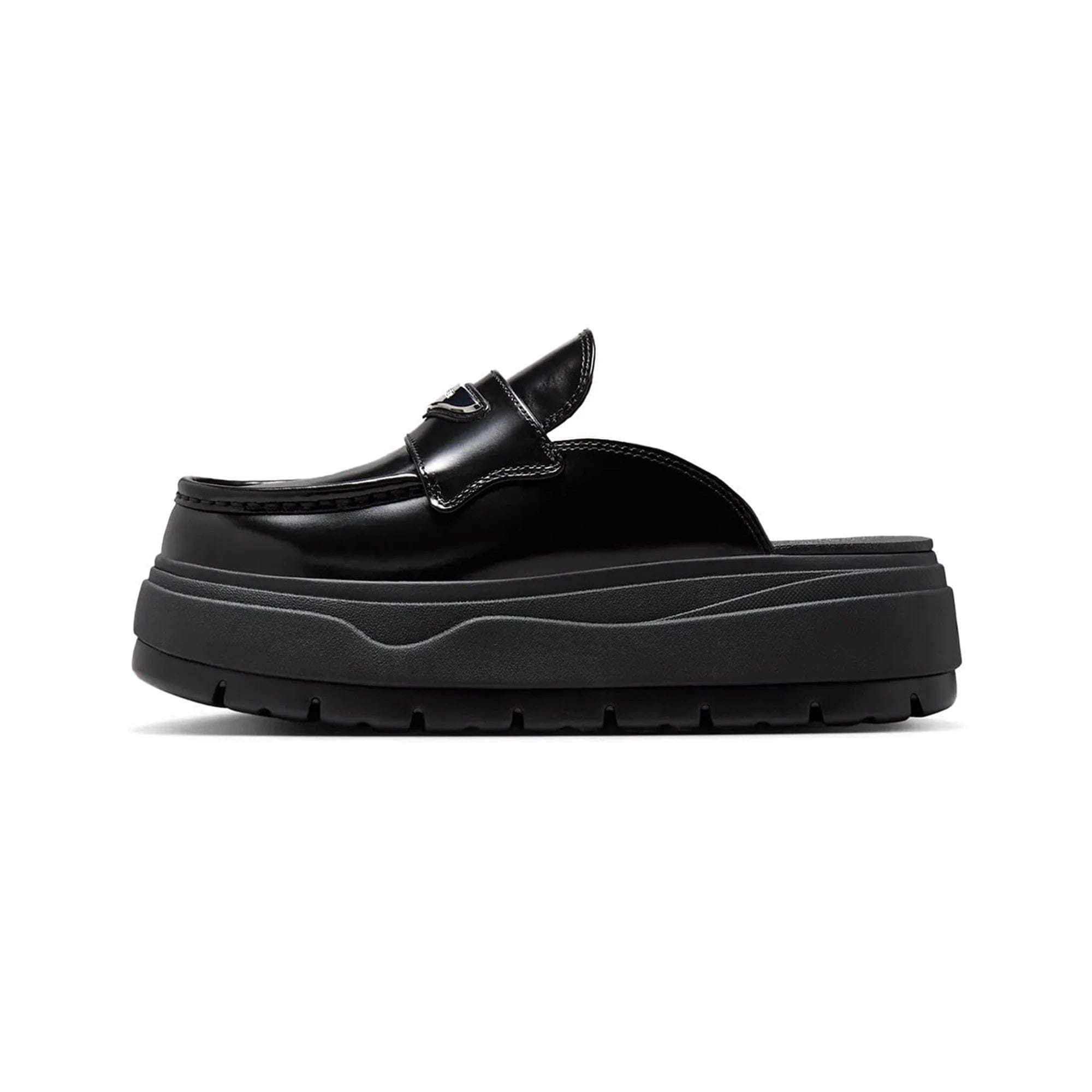 Air Jordan Mule 'Black Metallic Silver' Women's (2025)