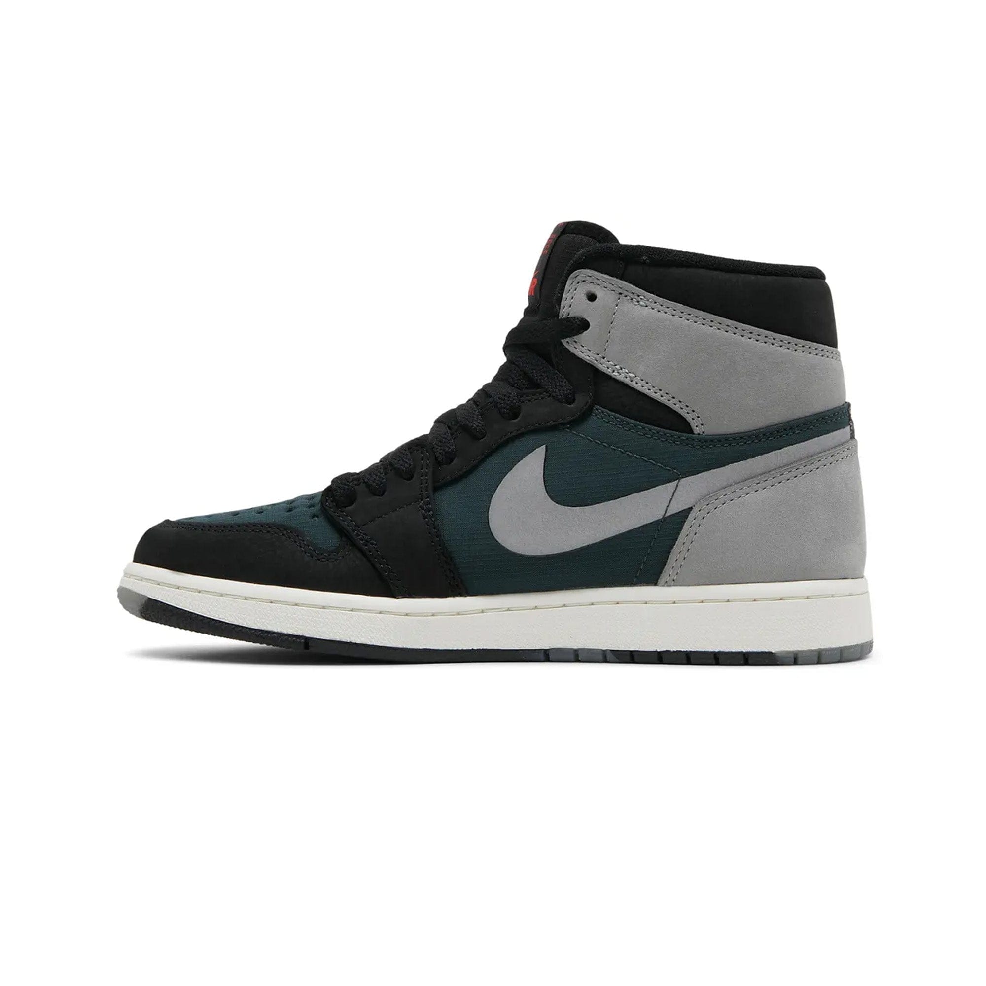 Air Jordan 1 Retro High Element Gore-Tex 'Black Particle Grey' (2021)