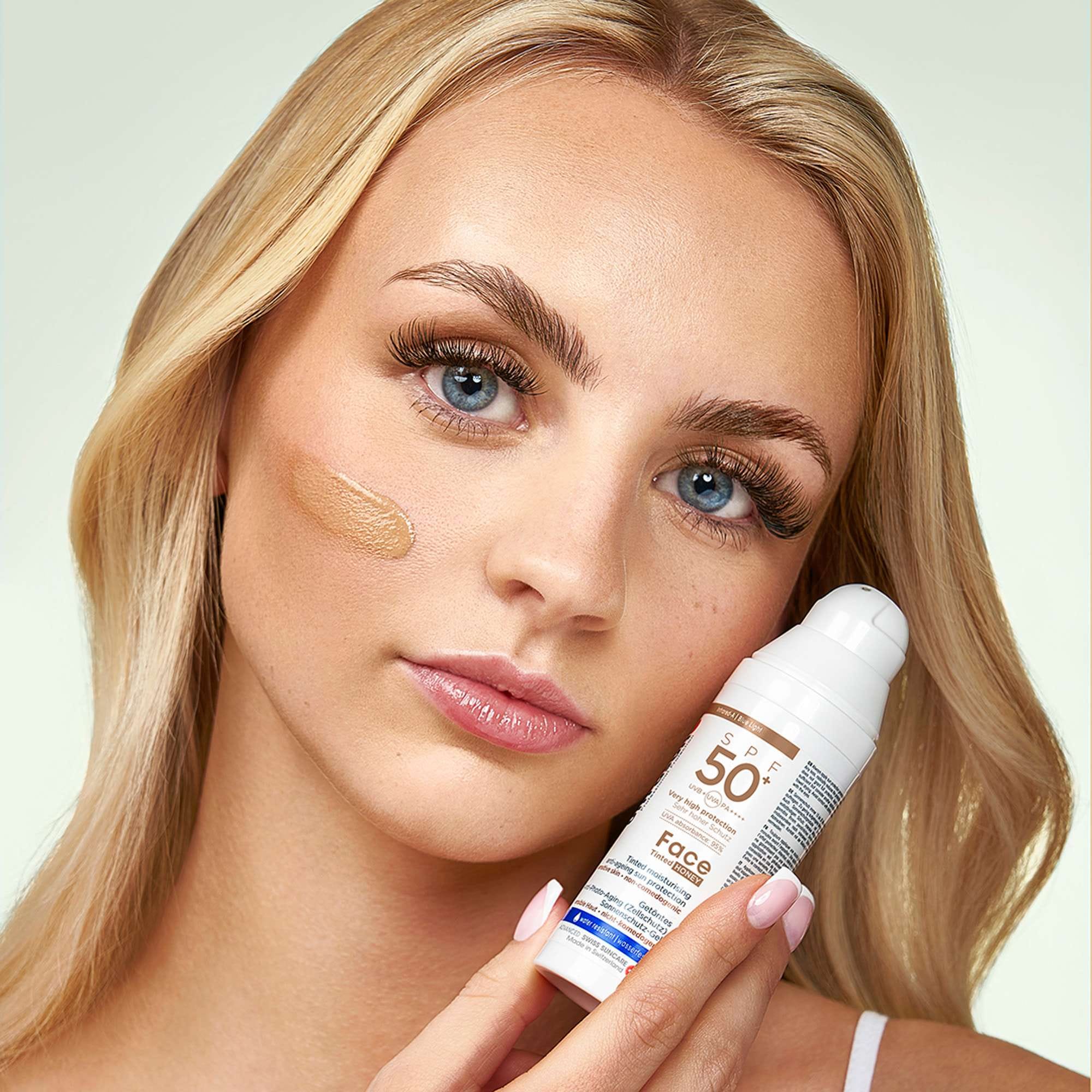 Ultrasun Anti-Age SPF 50+ Tinted Honey 50ml