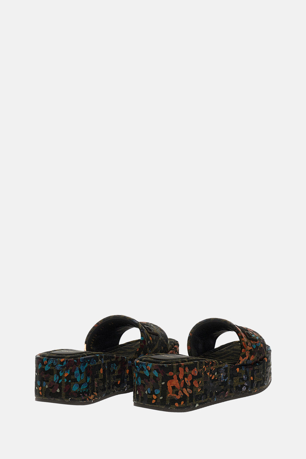 Fendi SANDALI SLIDES CON PLATEAU