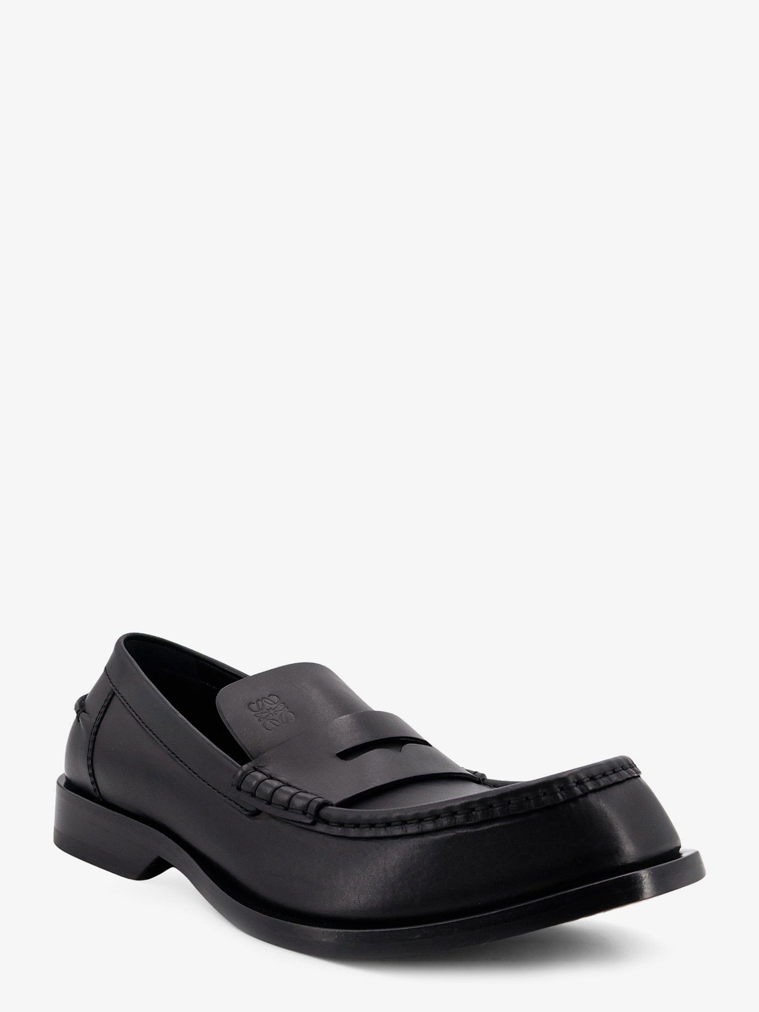 Loewe Bobine leather loafers with engraved Anagram logo