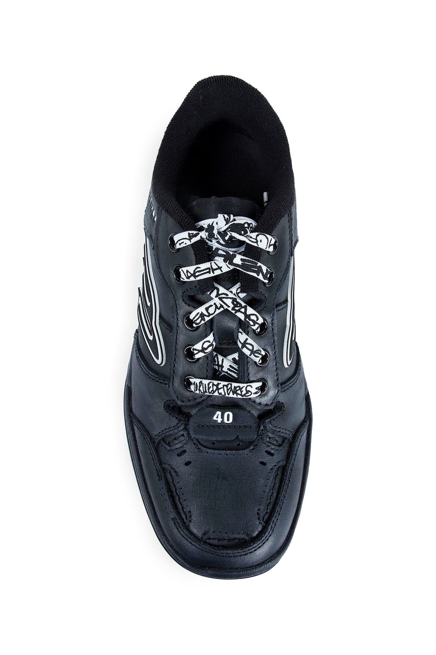 Balenciaga Hamptons Worn-Out Sneakers