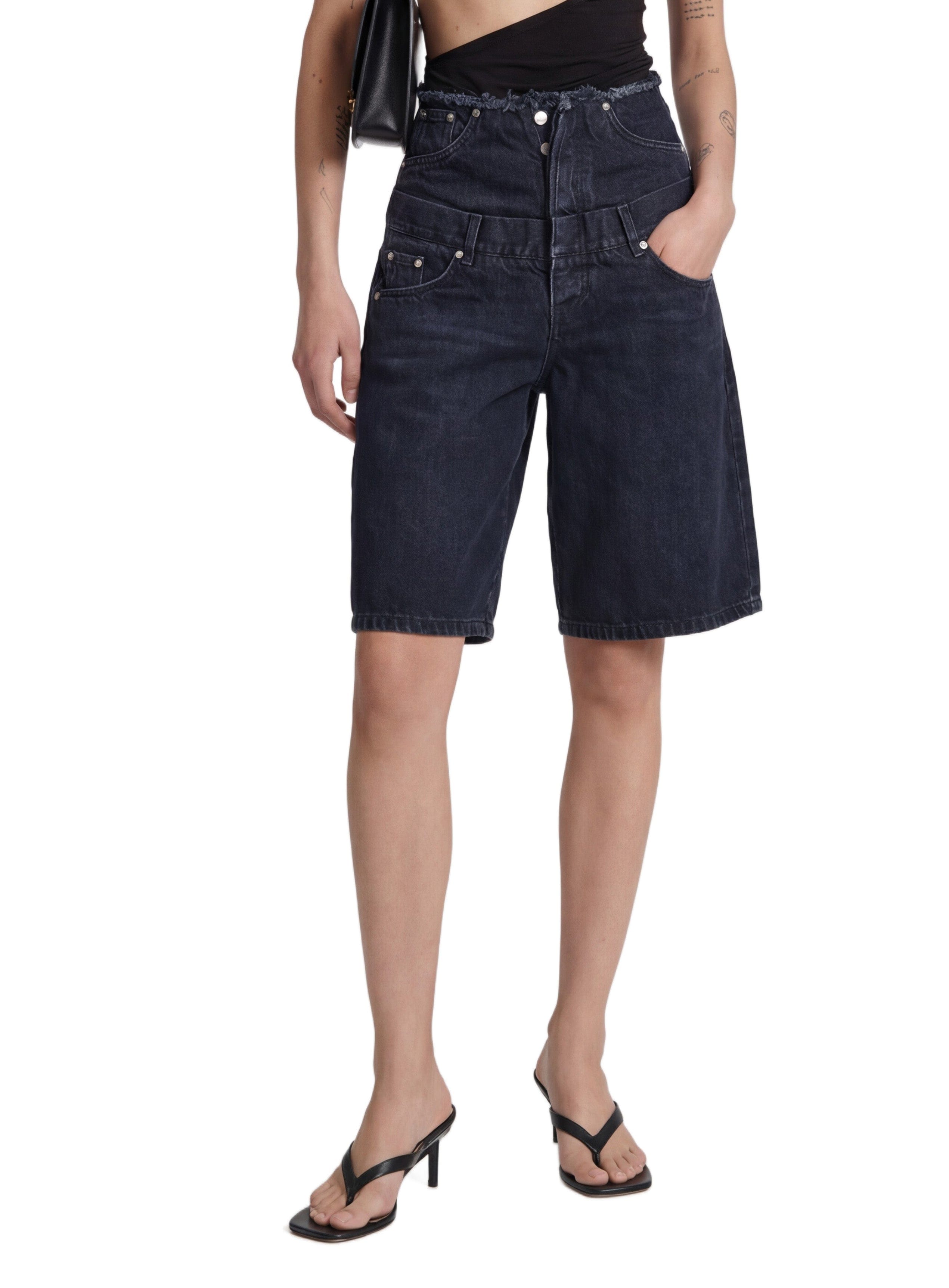 NVL GARDE Double Layer Shorts