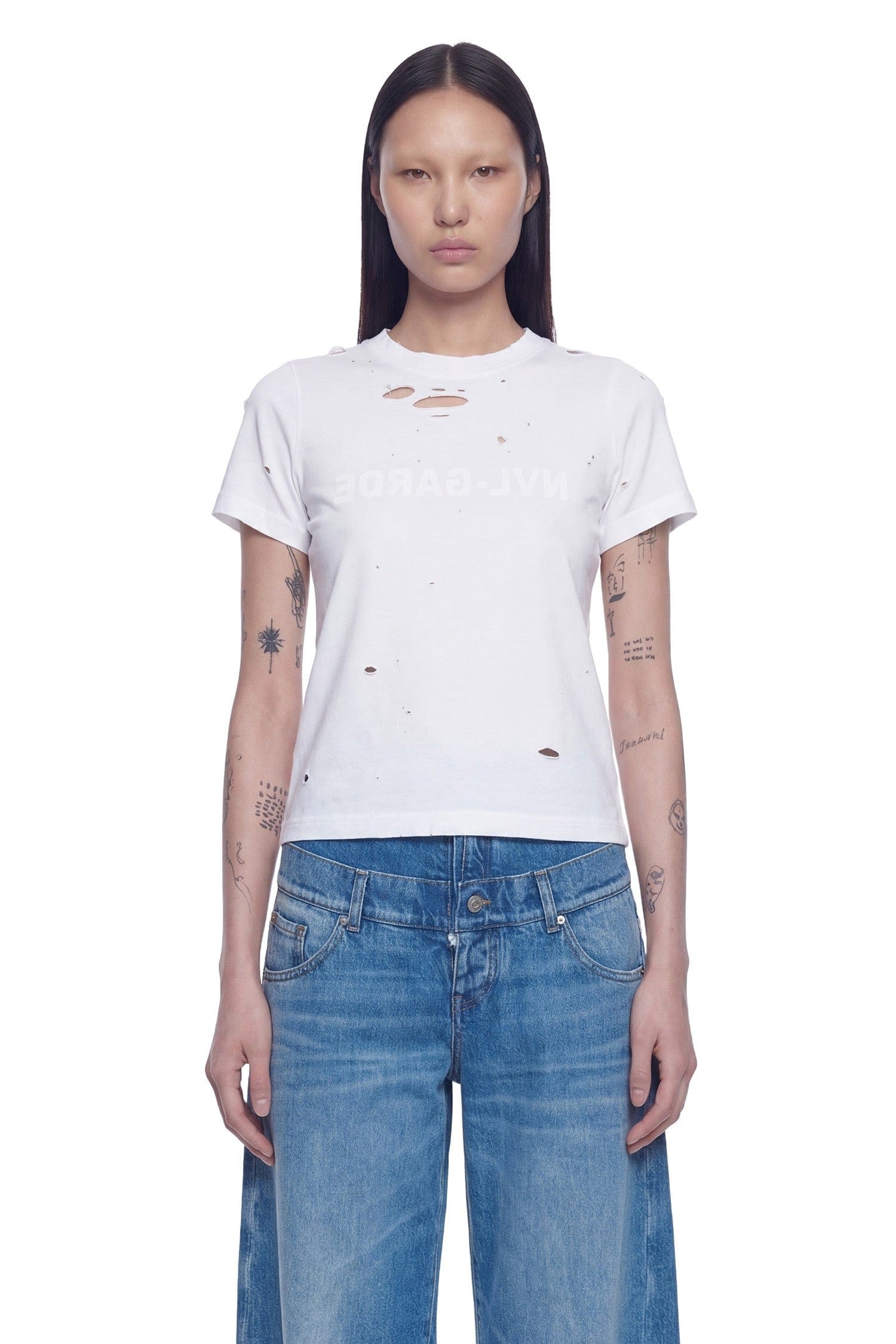 NVL GARDE Shrunken Logo Tee