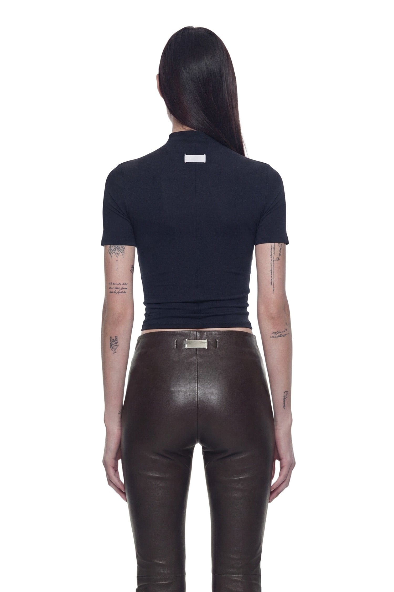 NVL GARDE Wrap Mock Neck Tee