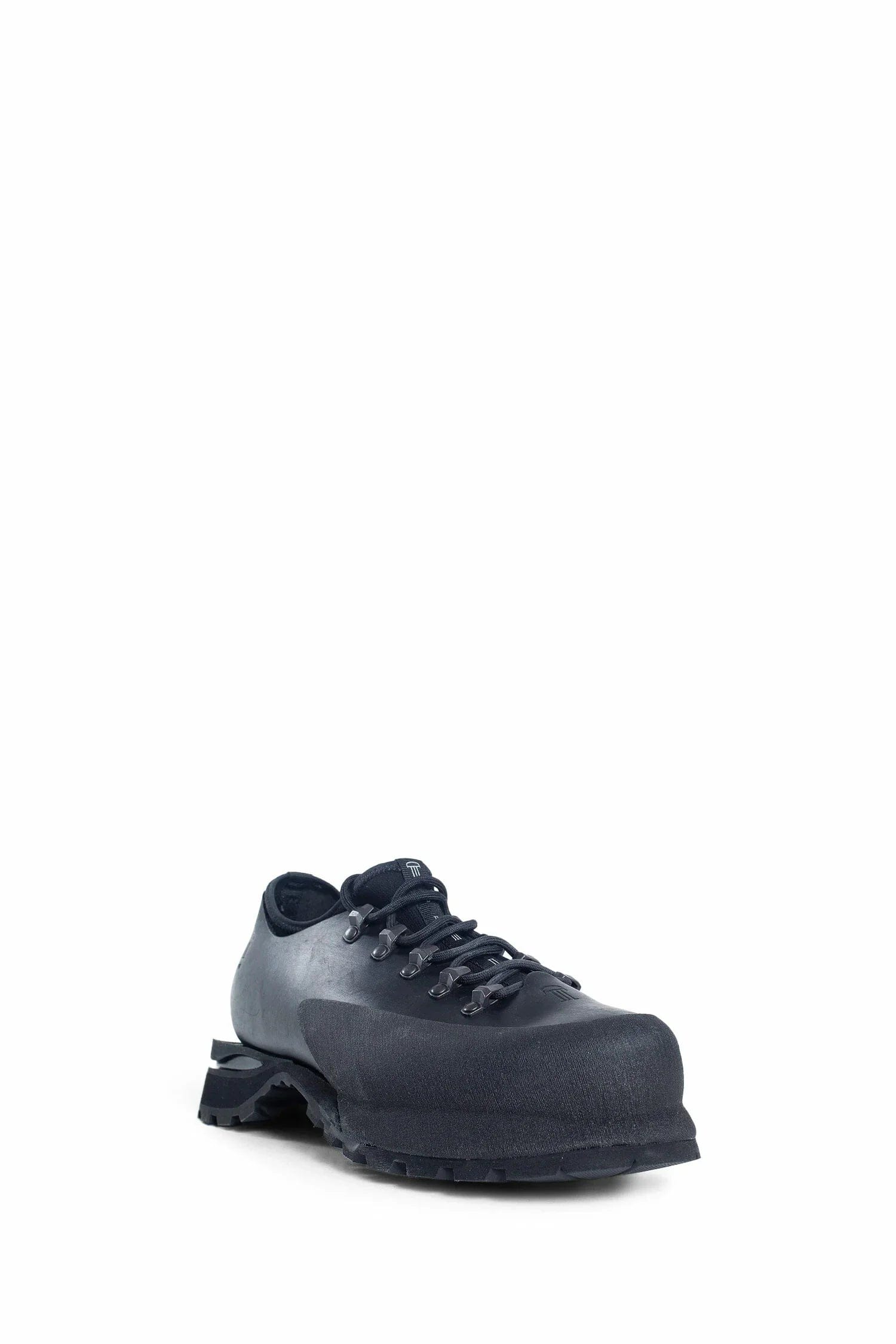 DEMON Poyana sneakers