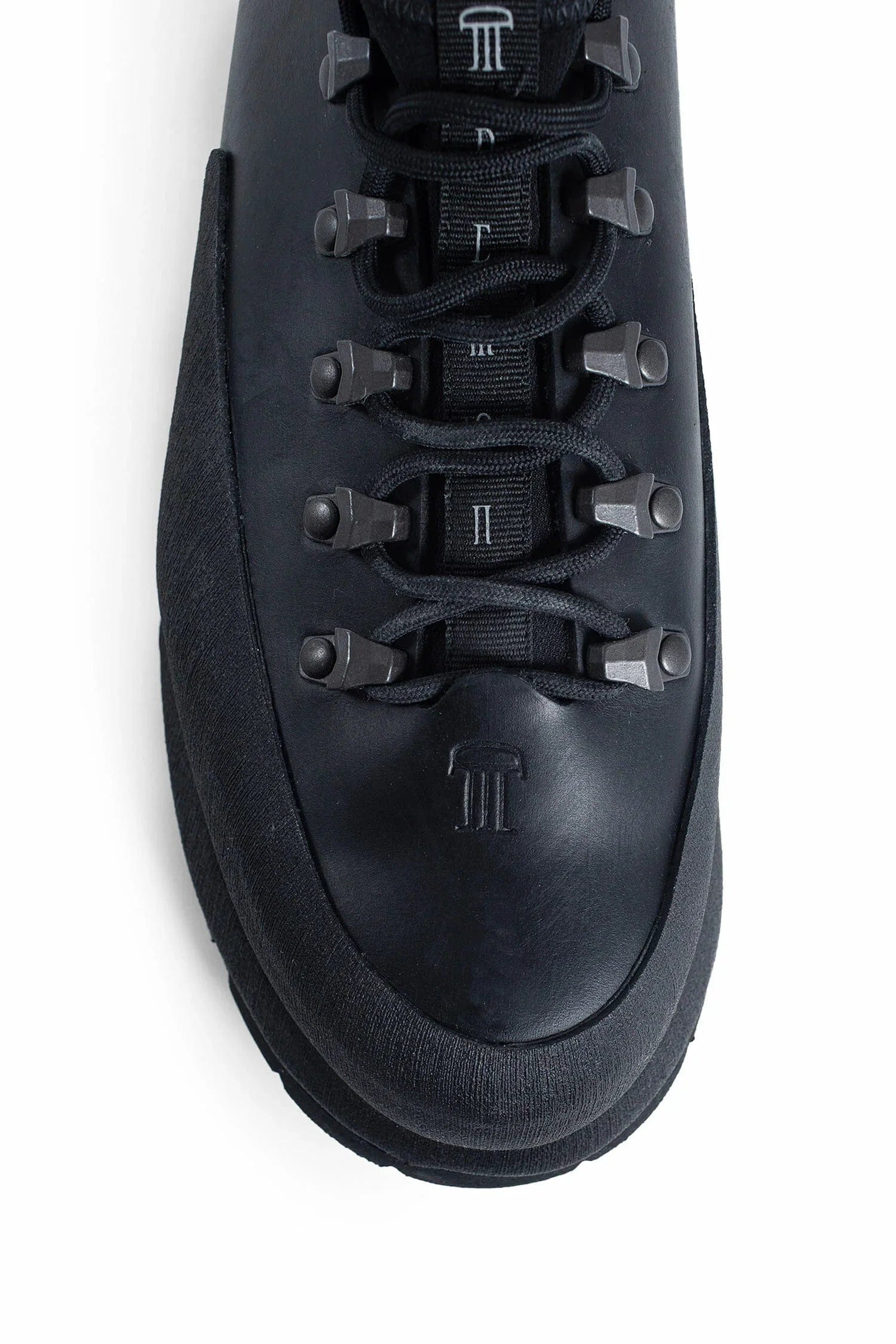 DEMON Poyana sneakers