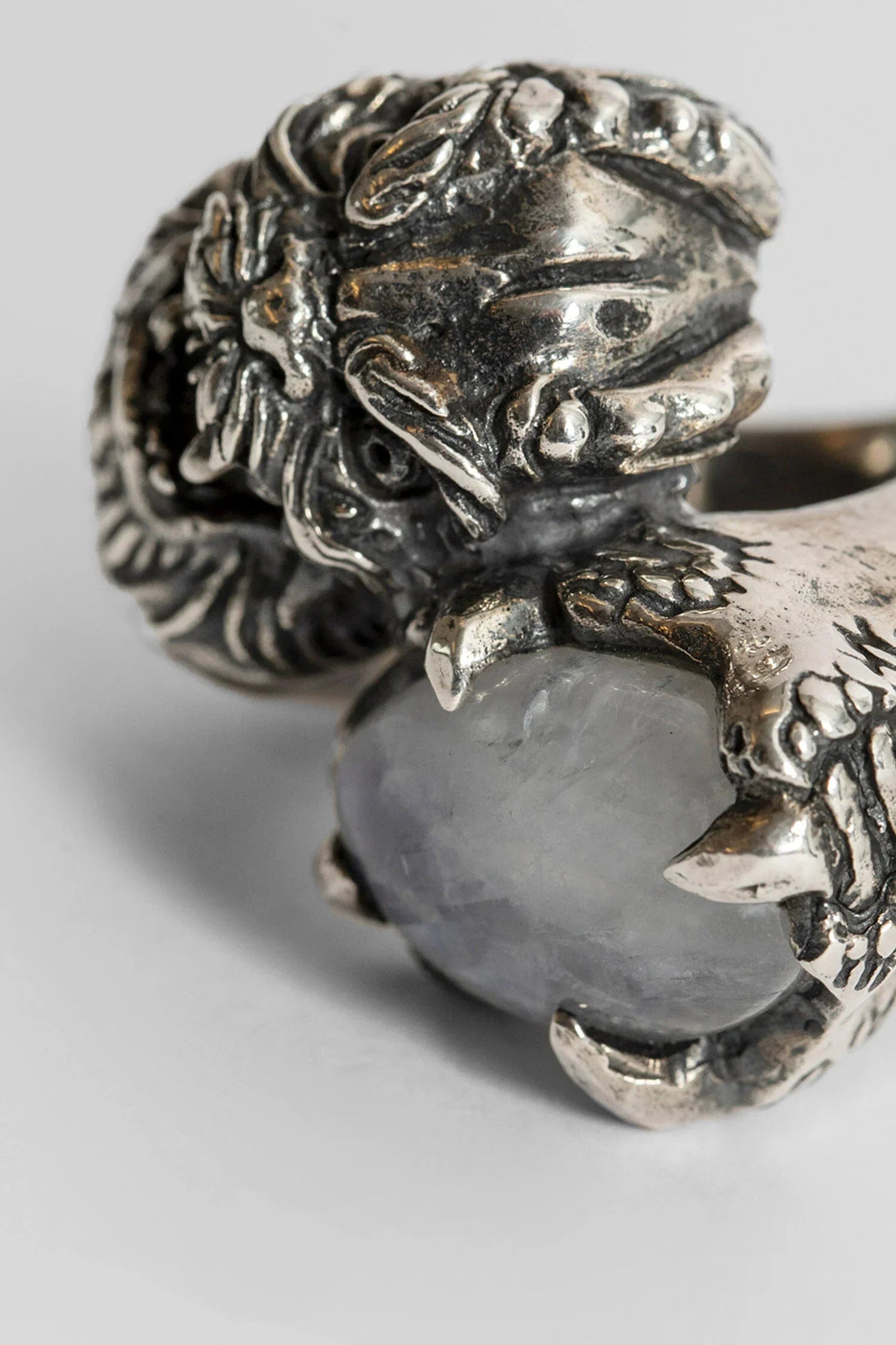 KD2024 RING DRAGON 1 STONE MOONSTONE