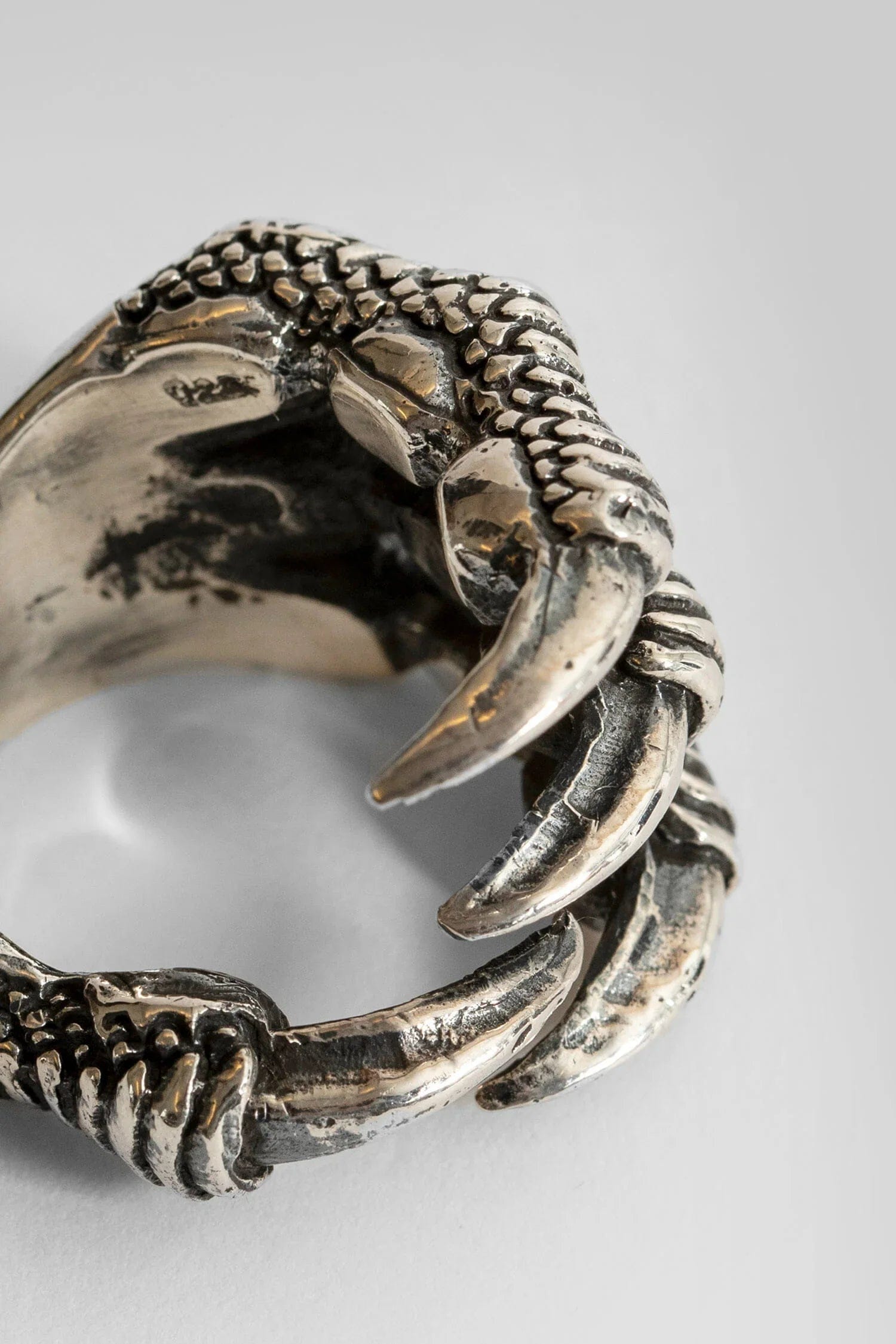KD2024 RING RIPPED CLAW
