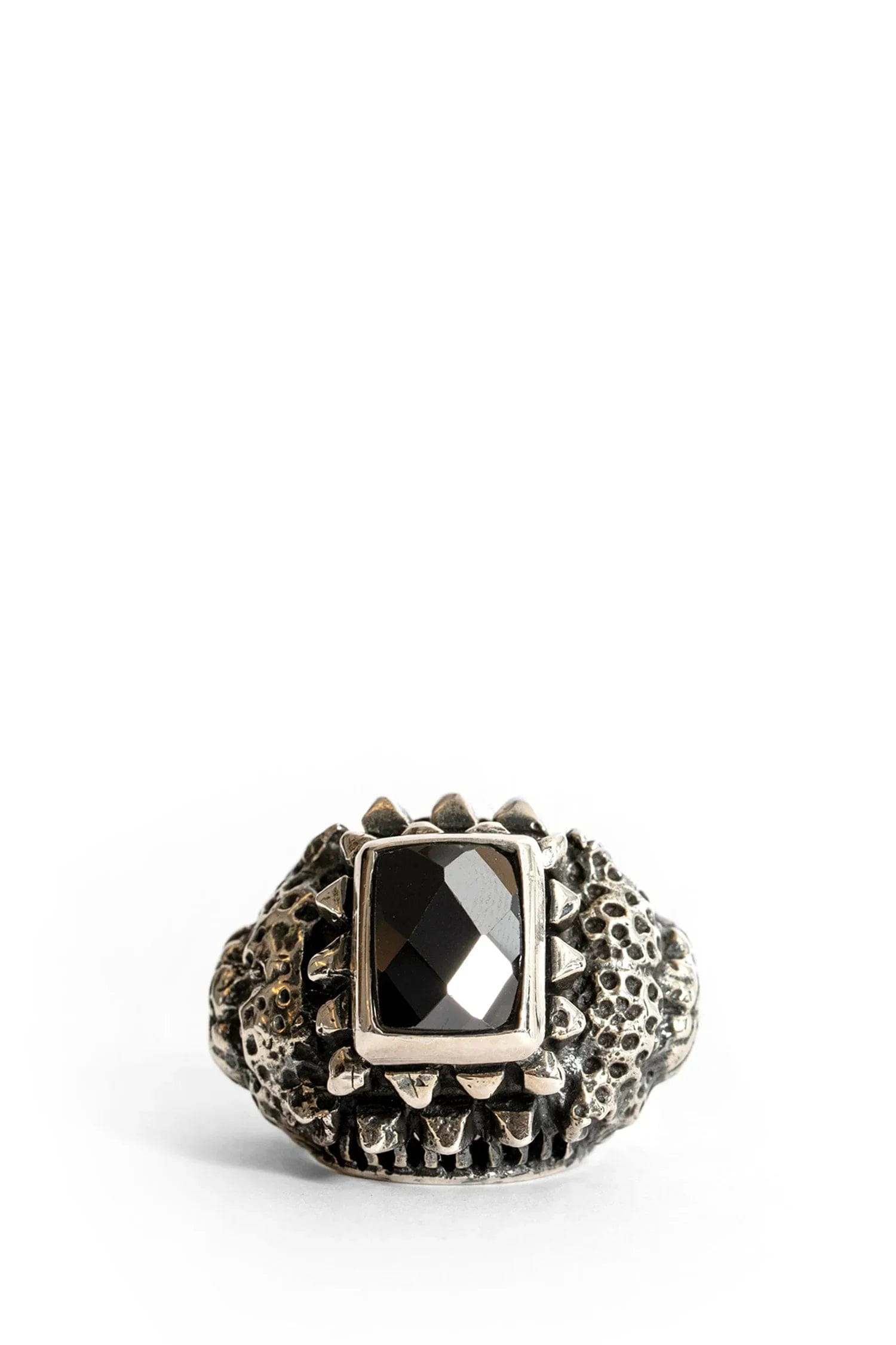KD2024 RING J-STUD ONYX