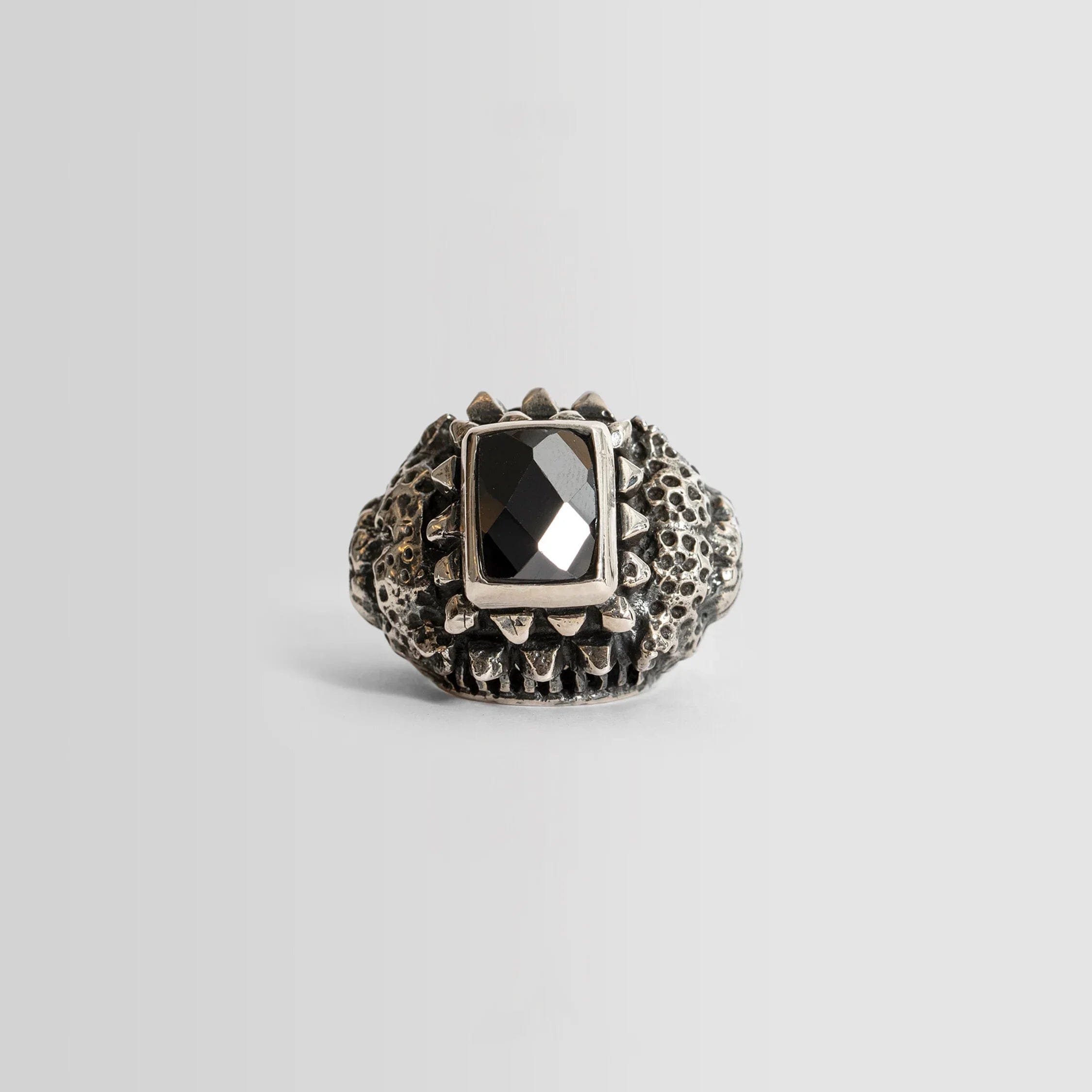 KD2024 RING J-STUD ONYX