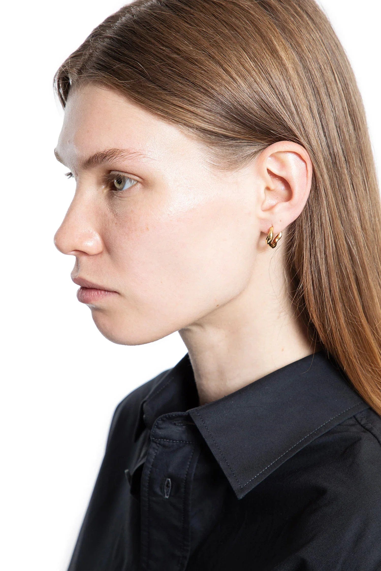 Maria Black Anil Huggie earring