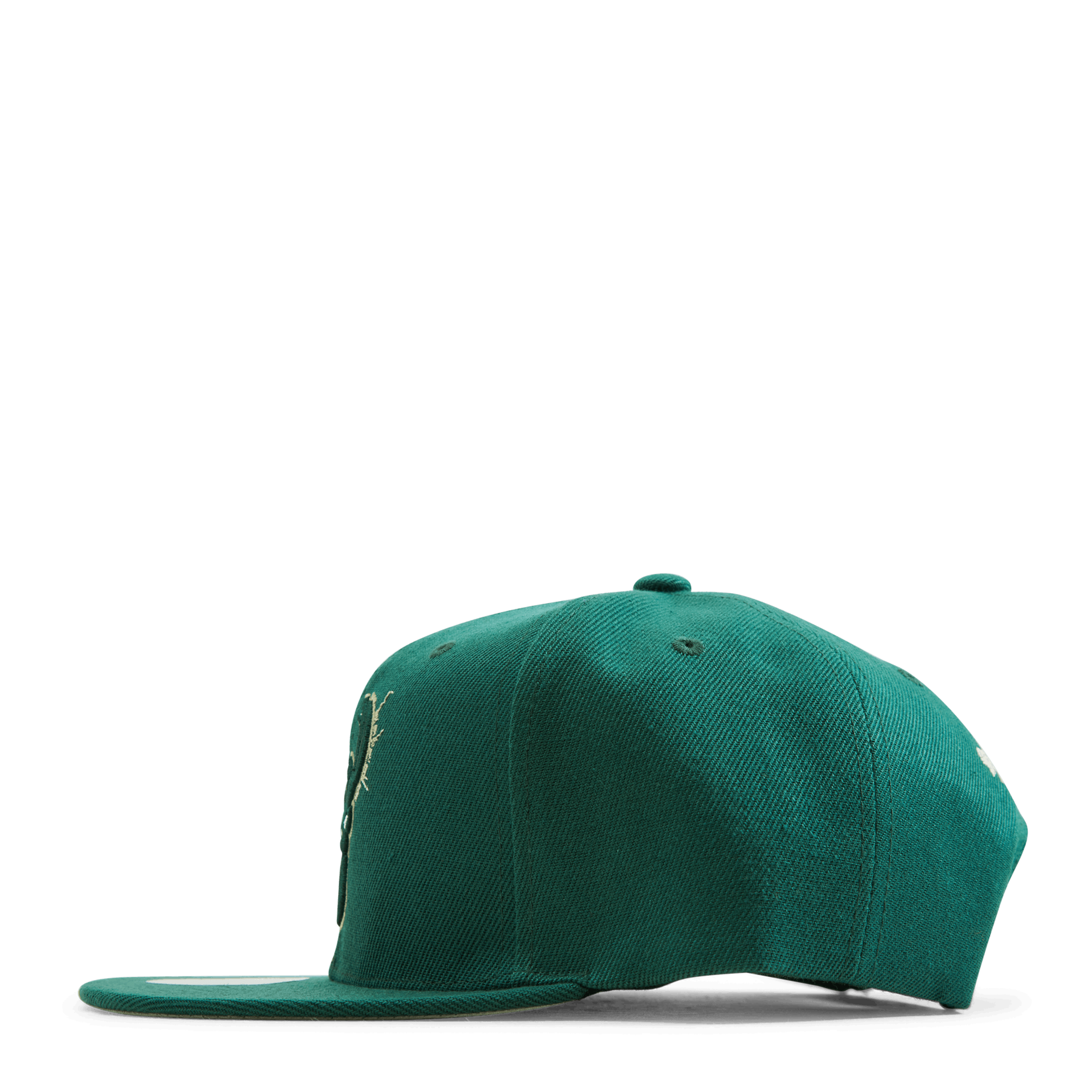Mitchell & Ness Bucks Embroidery Glitch Snapback