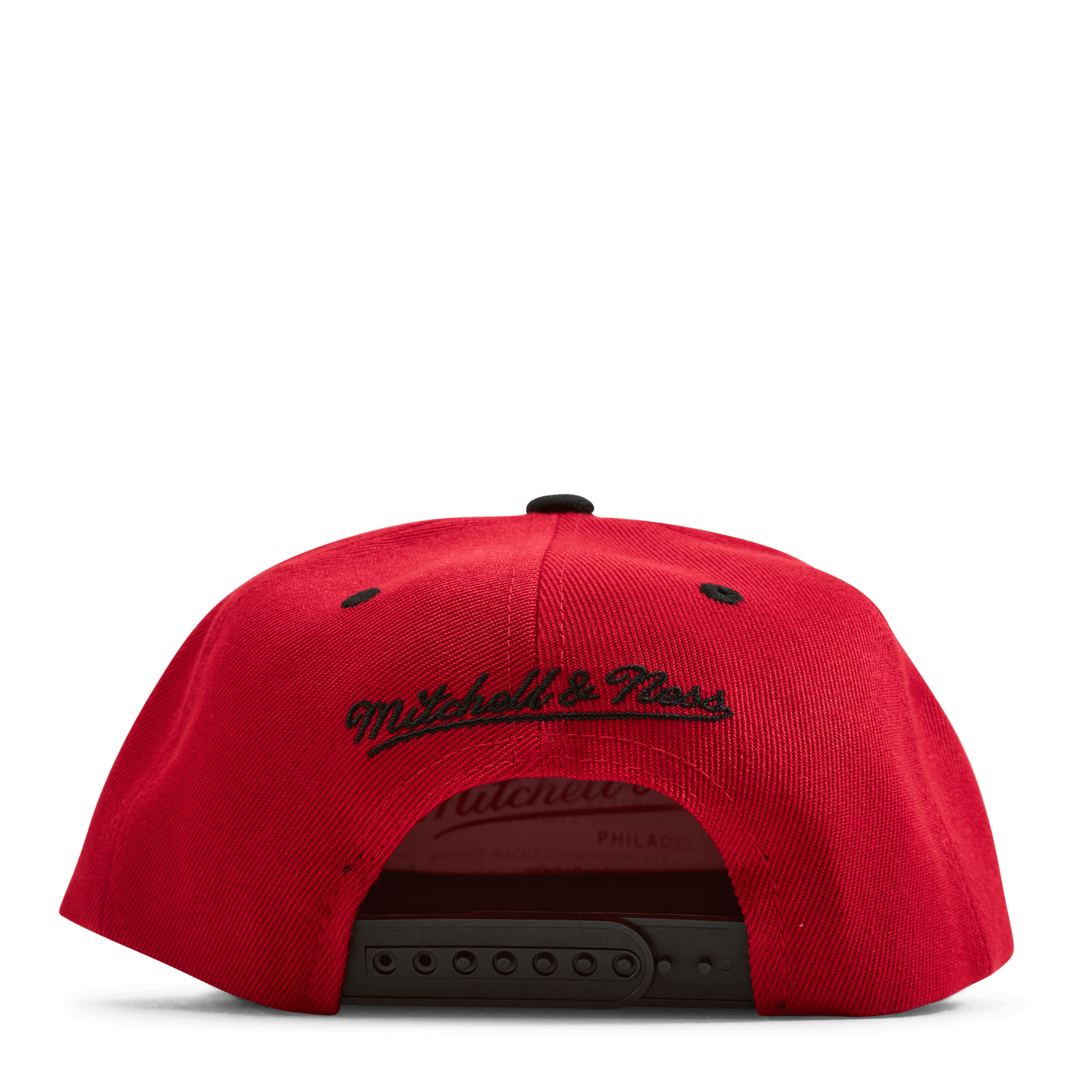 Mitchell & Ness Bulls Monument Snapback