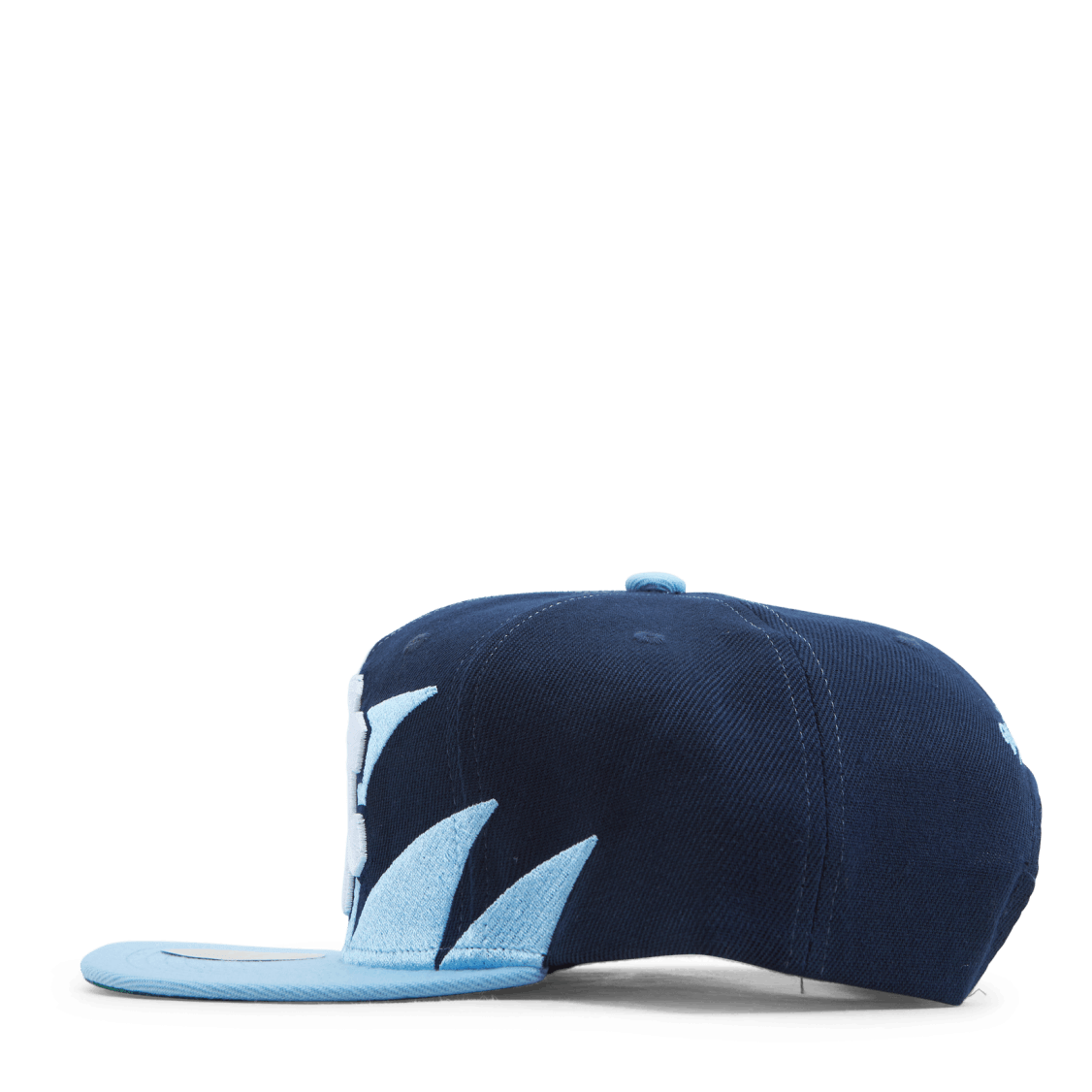 Mitchell & Ness UNC Sharktooth Snapback