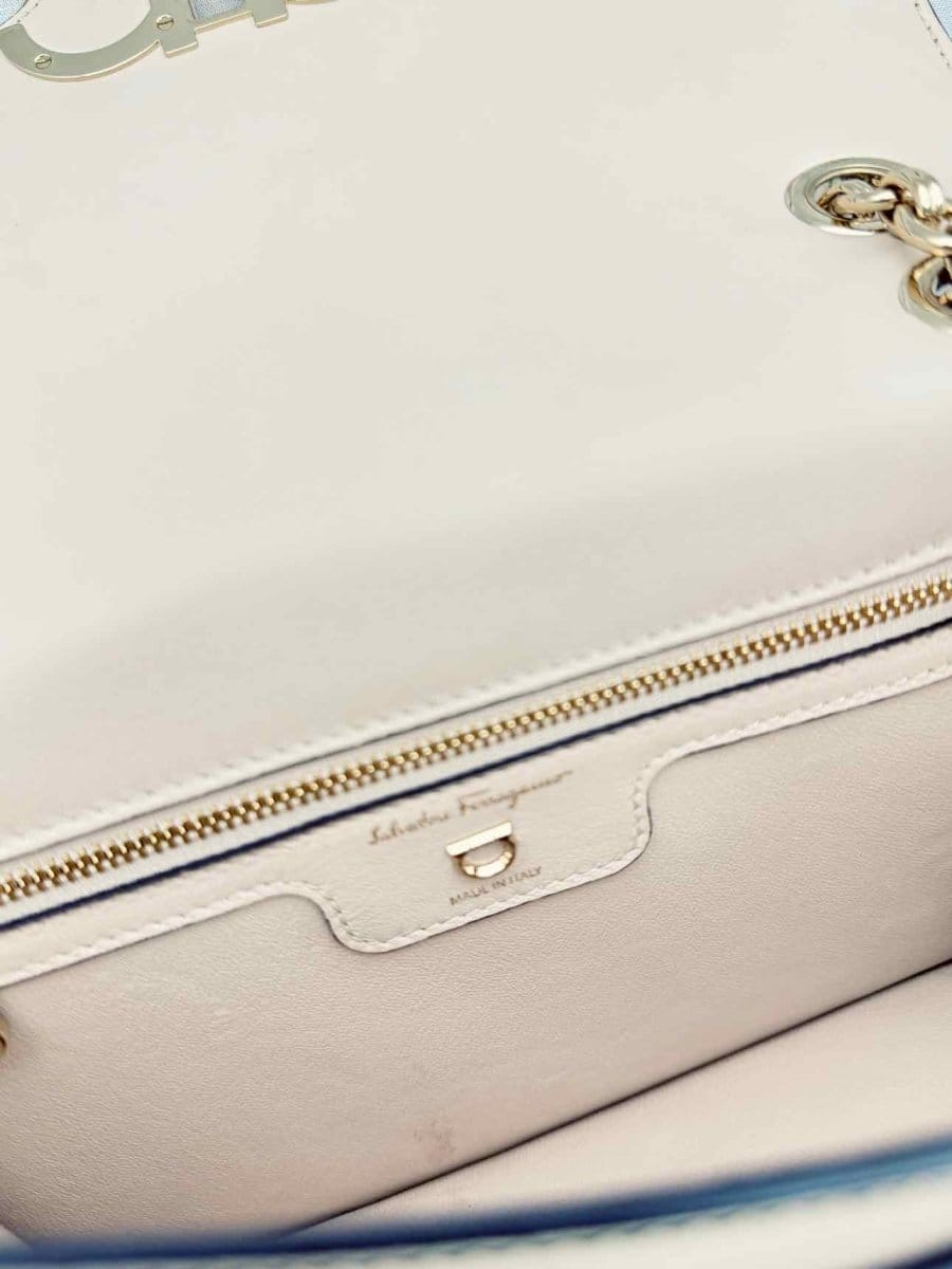 SALVATORE FERRAGAMO Gancini Black & White Shoulder Bag