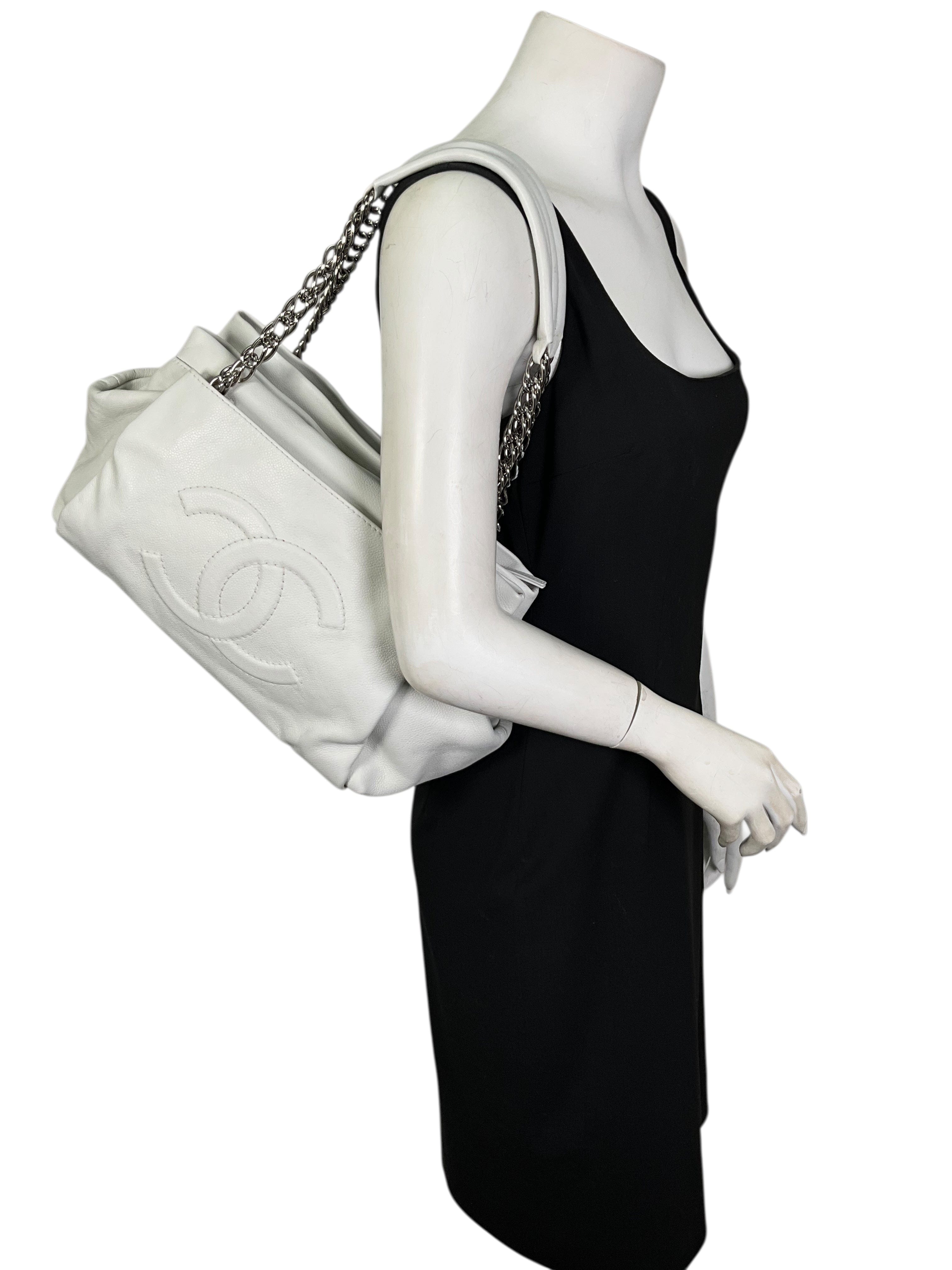 CHANEL Caviar Leather CC Tuck Tote Bag