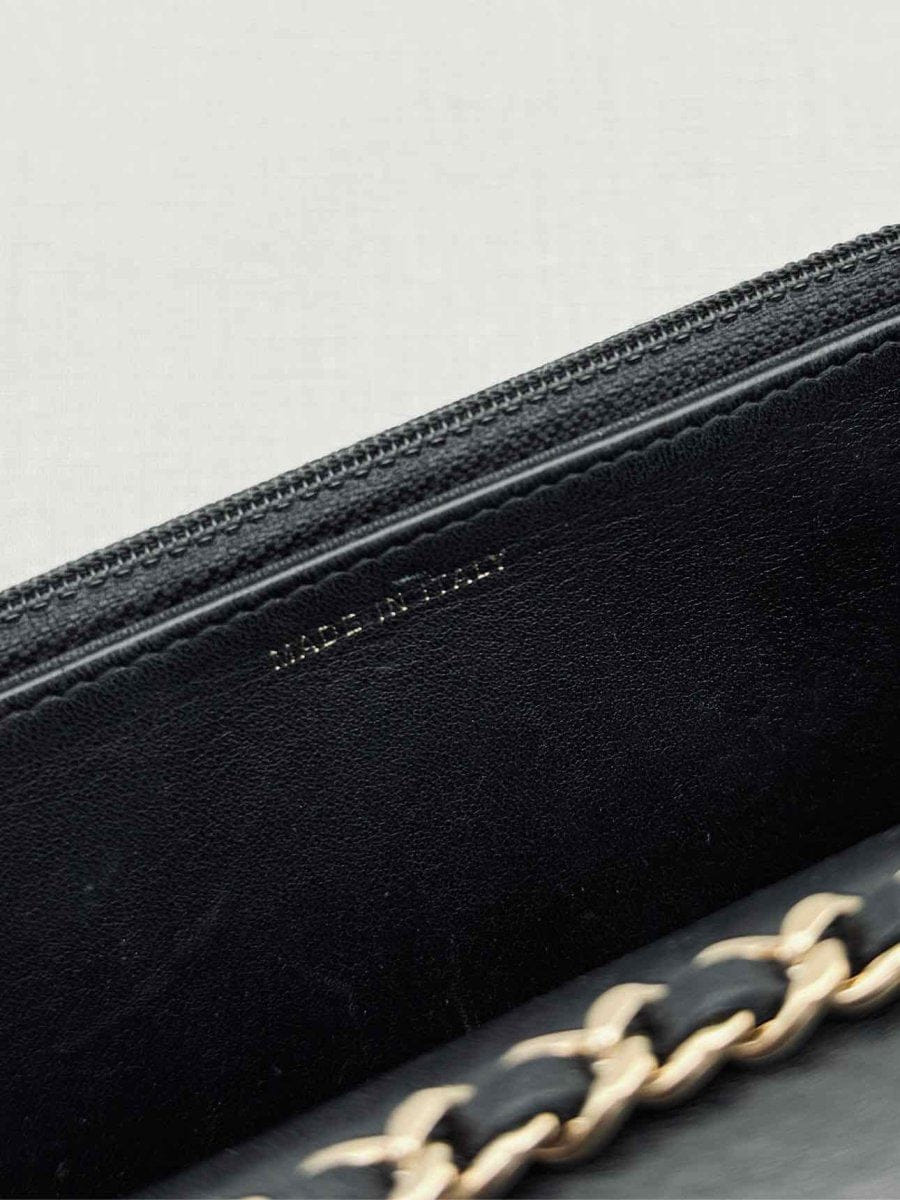 CHANEL Trendy CC WOC Black Quilted Shoulder Bag