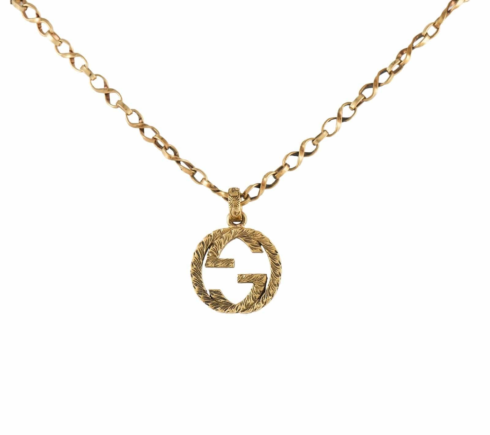 Gucci Interlocking G Arabesque Pendant Necklace in 18K