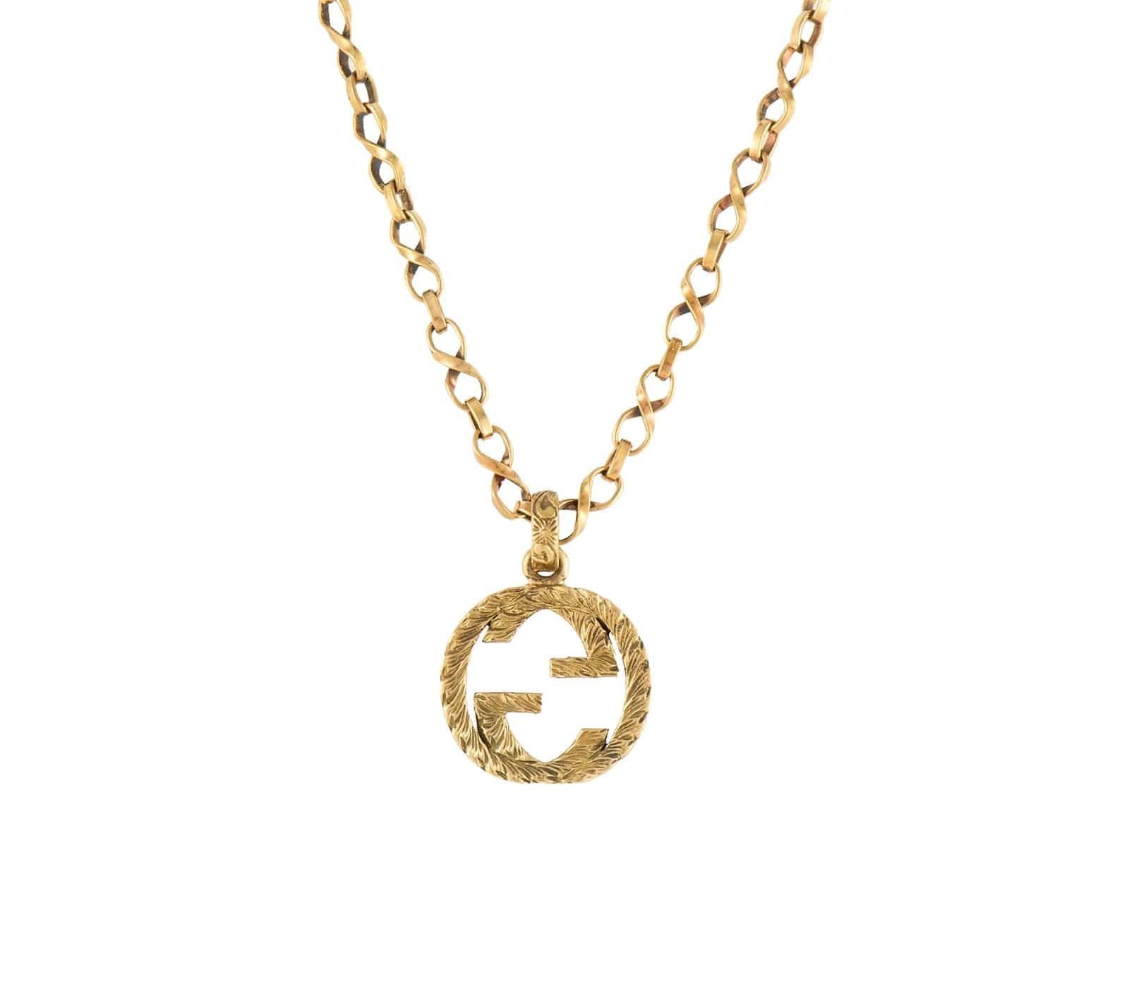 Gucci Interlocking G Arabesque Pendant Necklace in 18K